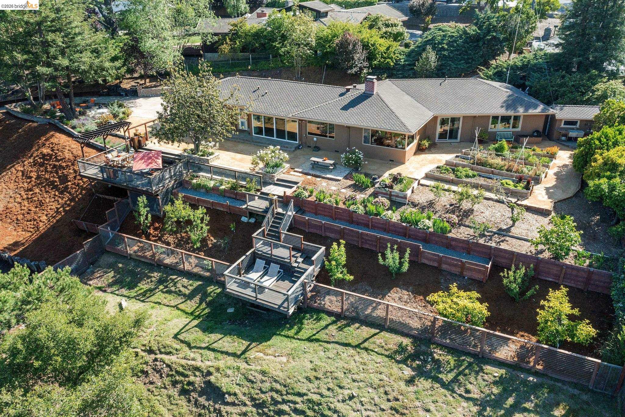 Detail Gallery Image 57 of 60 For 4450 Turner Ave, Oakland,  CA 94605 - 4 Beds | 3 Baths