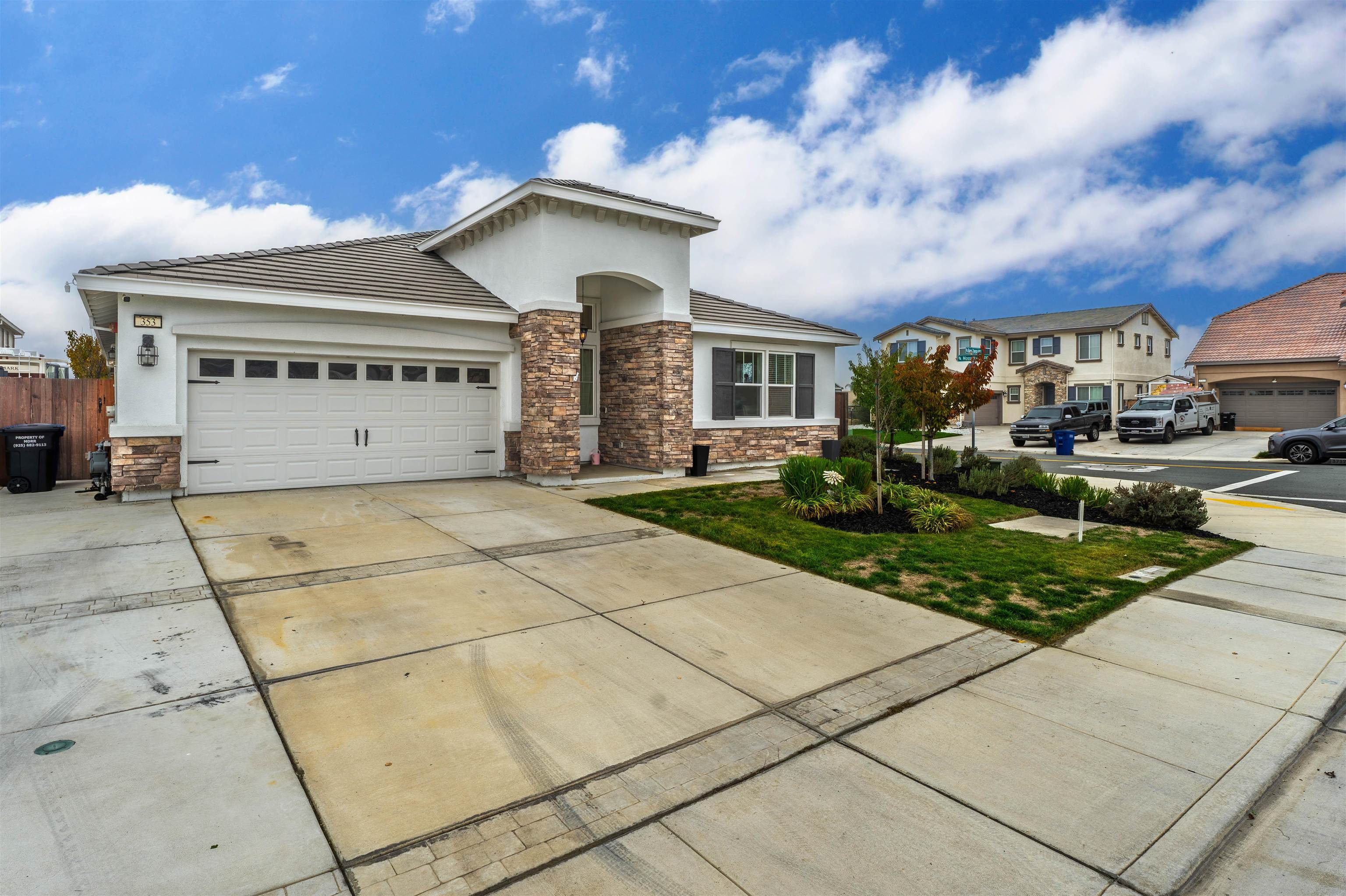 Detail Gallery Image 2 of 37 For 353 Barn Dance Way, Oakley,  CA 94561 - 4 Beds | 3 Baths