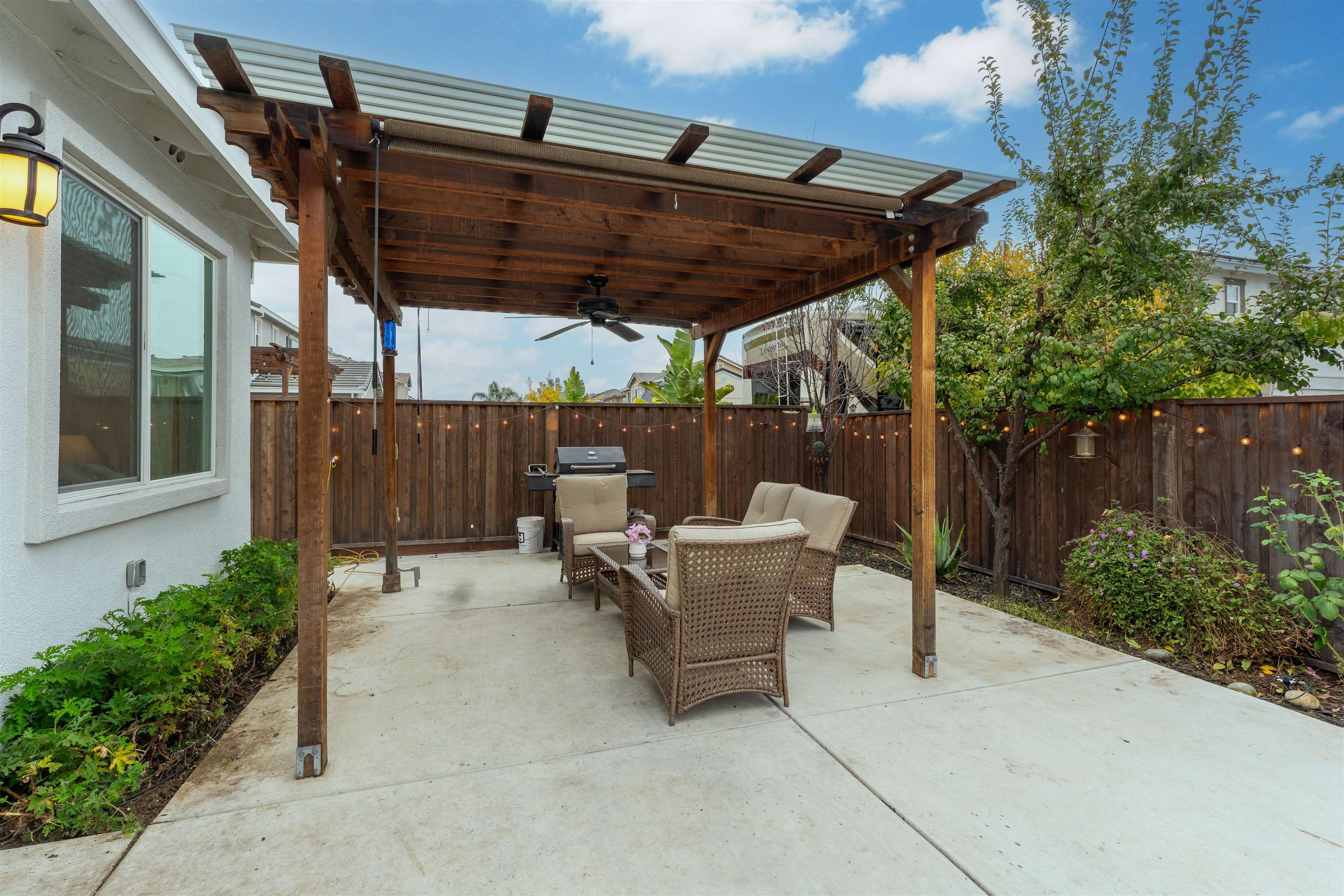 Detail Gallery Image 36 of 37 For 353 Barn Dance Way, Oakley,  CA 94561 - 4 Beds | 3 Baths