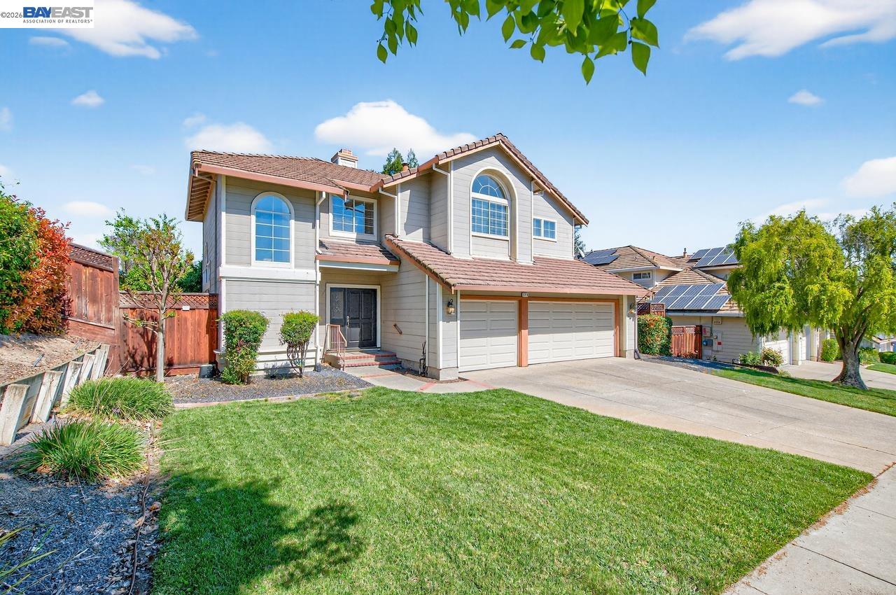 Detail Gallery Image 3 of 46 For 579 Amberwood Way, Livermore,  CA 94551 - 4 Beds | 3 Baths