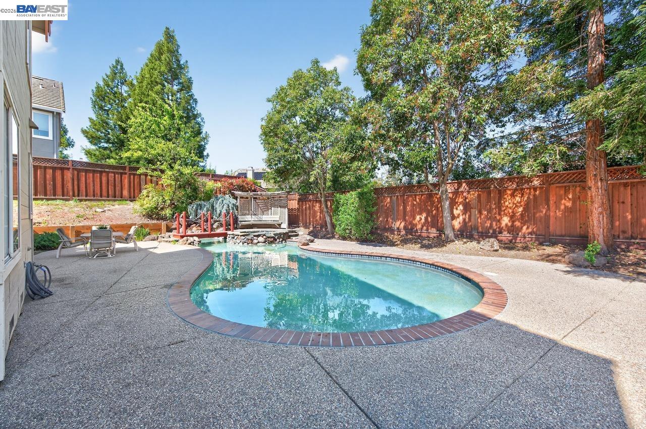 Detail Gallery Image 40 of 46 For 579 Amberwood Way, Livermore,  CA 94551 - 4 Beds | 3 Baths