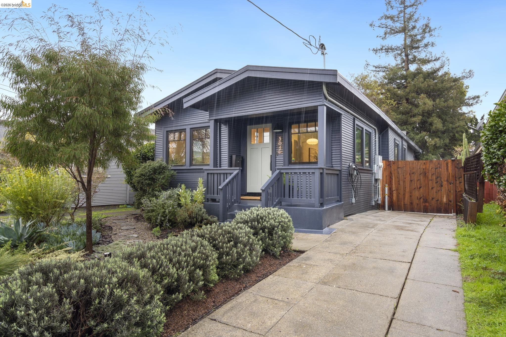 Detail Gallery Image 29 of 29 For 3545 Redding St, Oakland,  CA 94619 - 2 Beds | 2 Baths