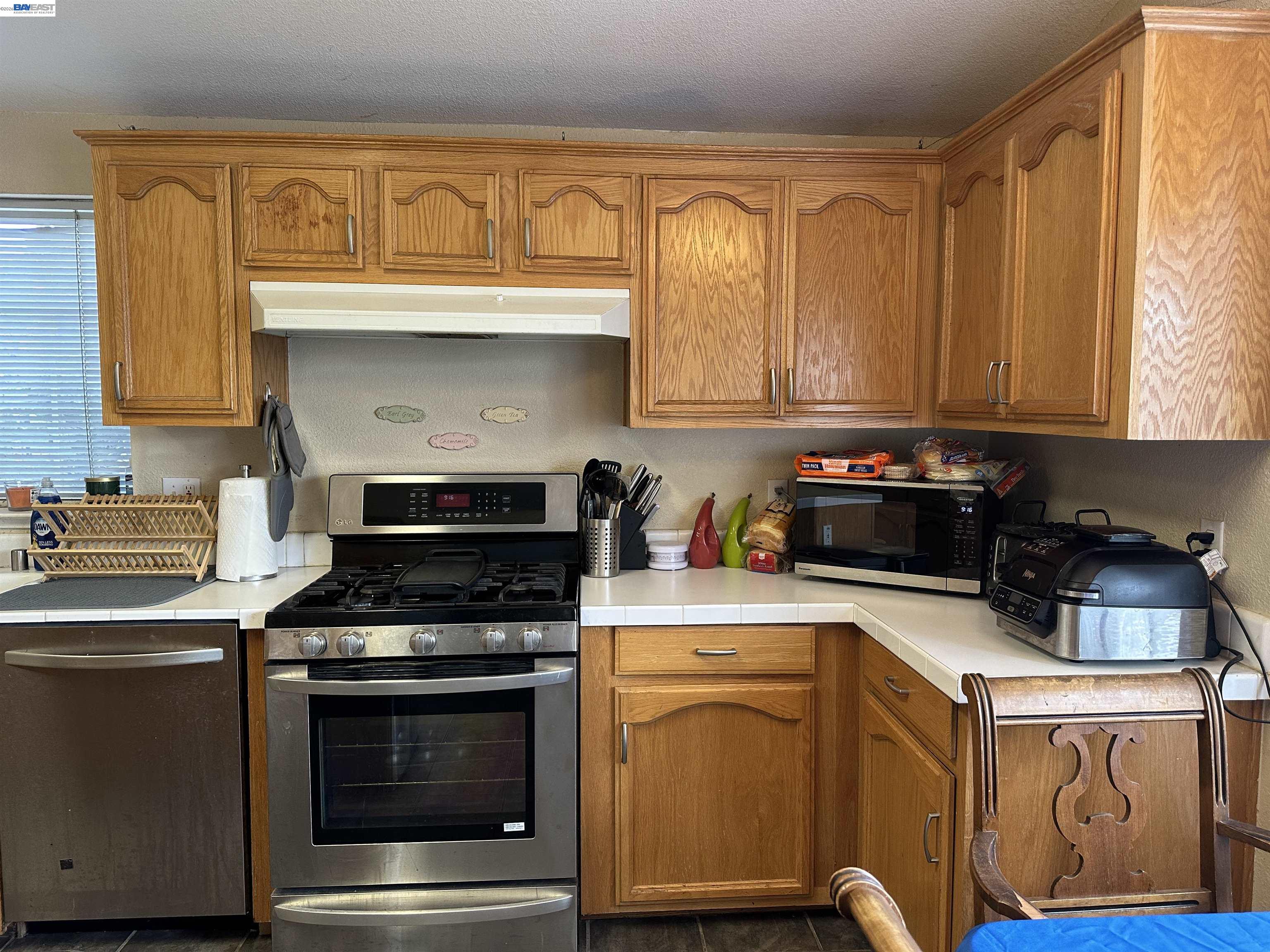 Detail Gallery Image 12 of 41 For 88 Delta Grn, Fremont,  CA 94538 - 3 Beds | 2 Baths