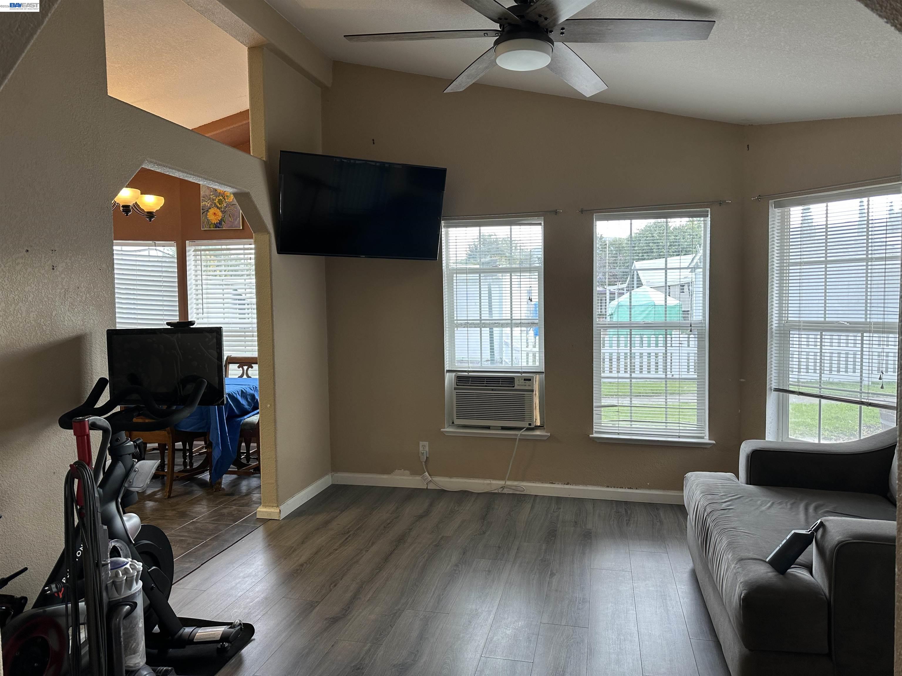 Detail Gallery Image 9 of 41 For 88 Delta Grn, Fremont,  CA 94538 - 3 Beds | 2 Baths