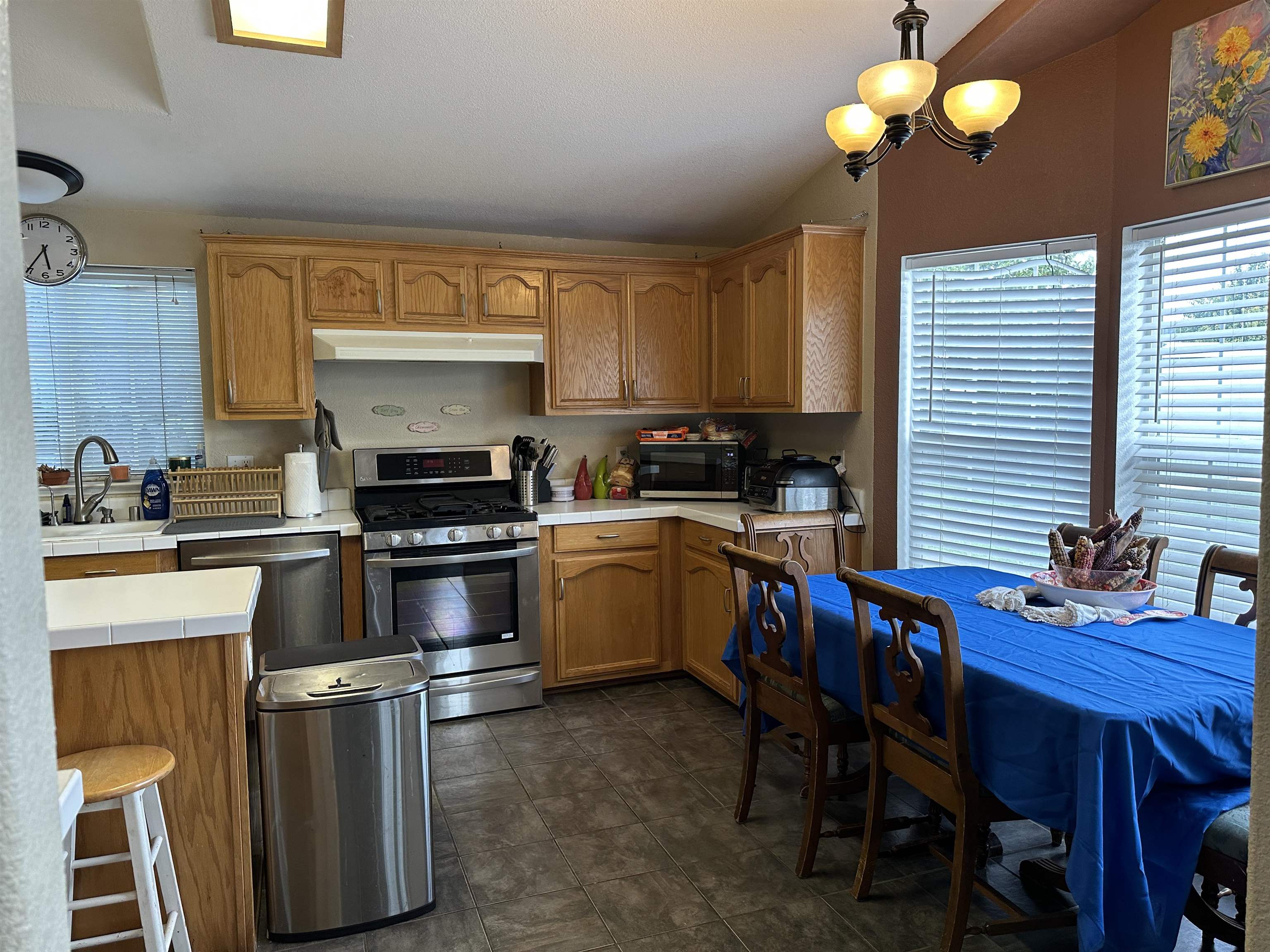 Detail Gallery Image 10 of 41 For 88 Delta Grn, Fremont,  CA 94538 - 3 Beds | 2 Baths