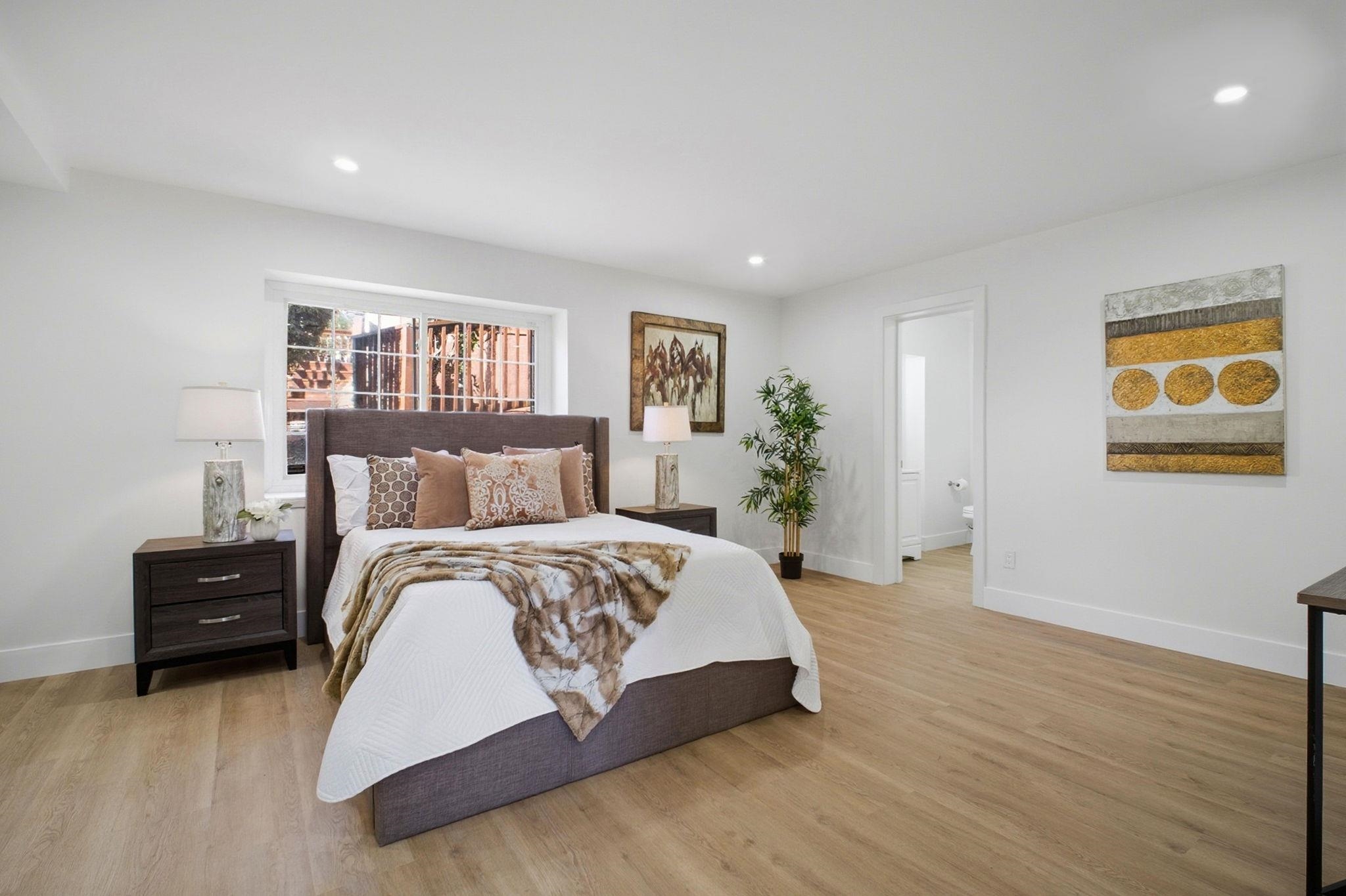 Detail Gallery Image 17 of 40 For 14644 Saturn Dr, San Leandro,  CA 94578 - 5 Beds | 2 Baths