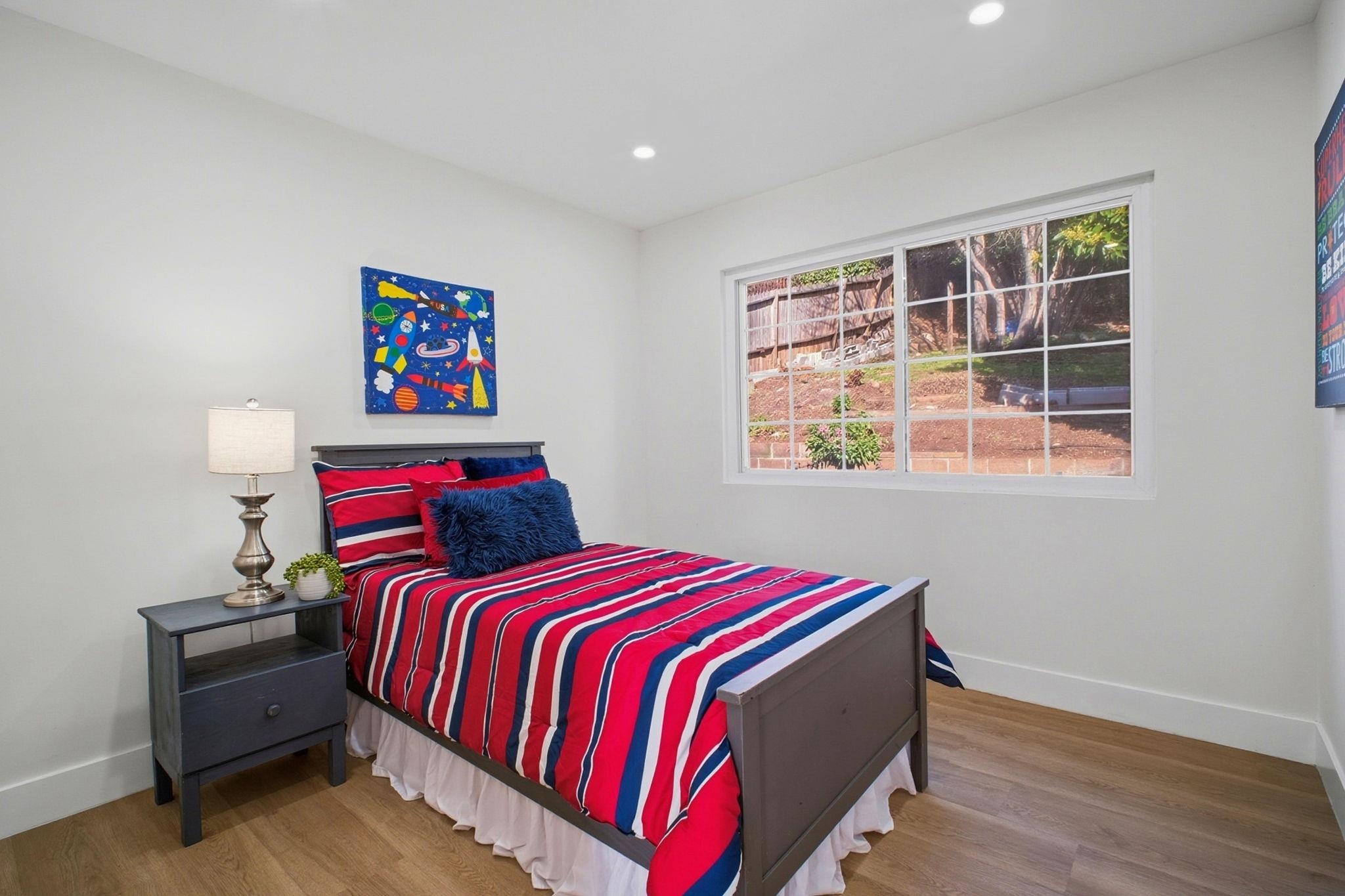 Detail Gallery Image 27 of 40 For 14644 Saturn Dr, San Leandro,  CA 94578 - 5 Beds | 2 Baths