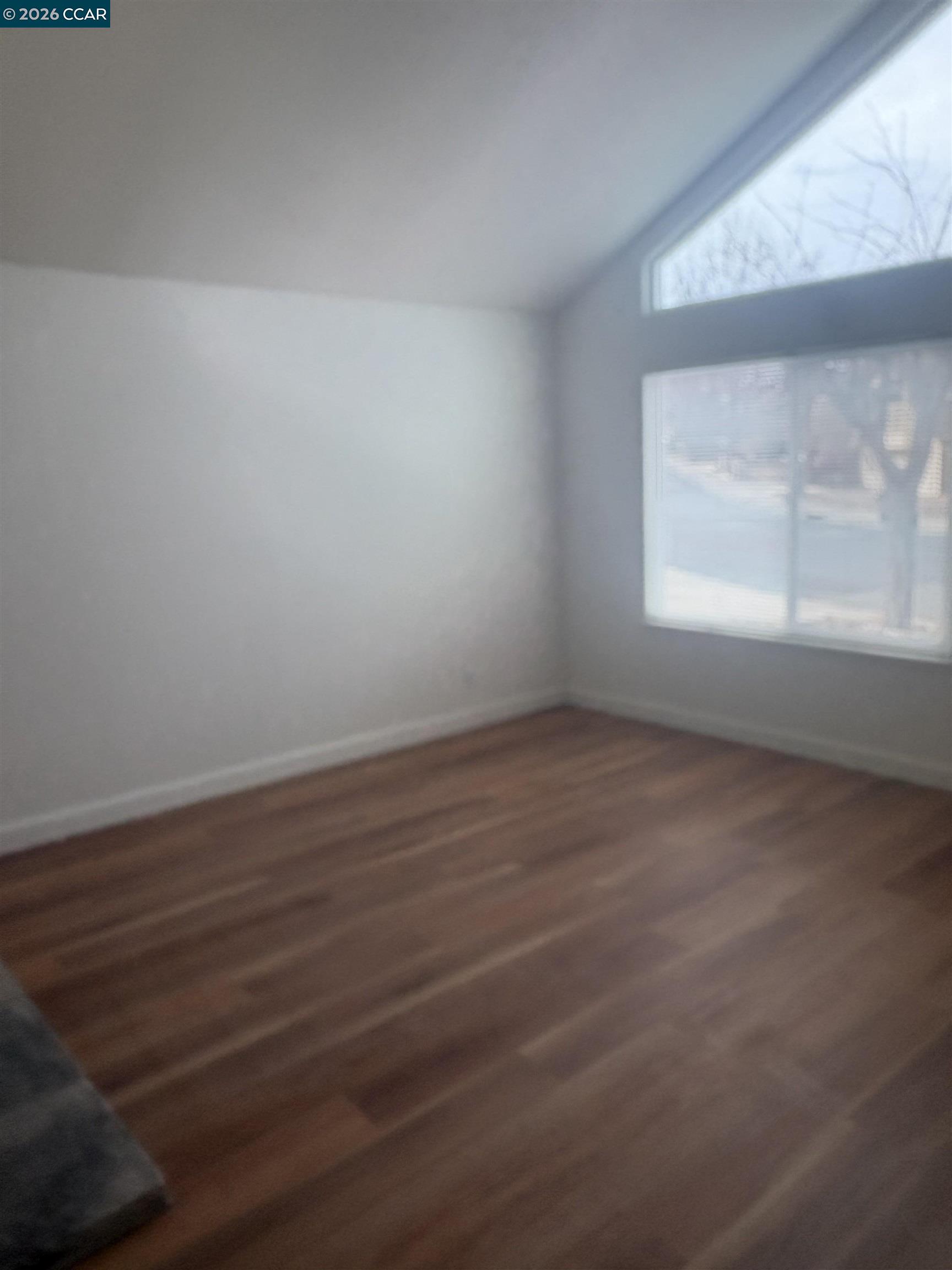 Detail Gallery Image 3 of 15 For 1394 Sussex Way, Concord,  CA 94521 - 3 Beds | 2 Baths