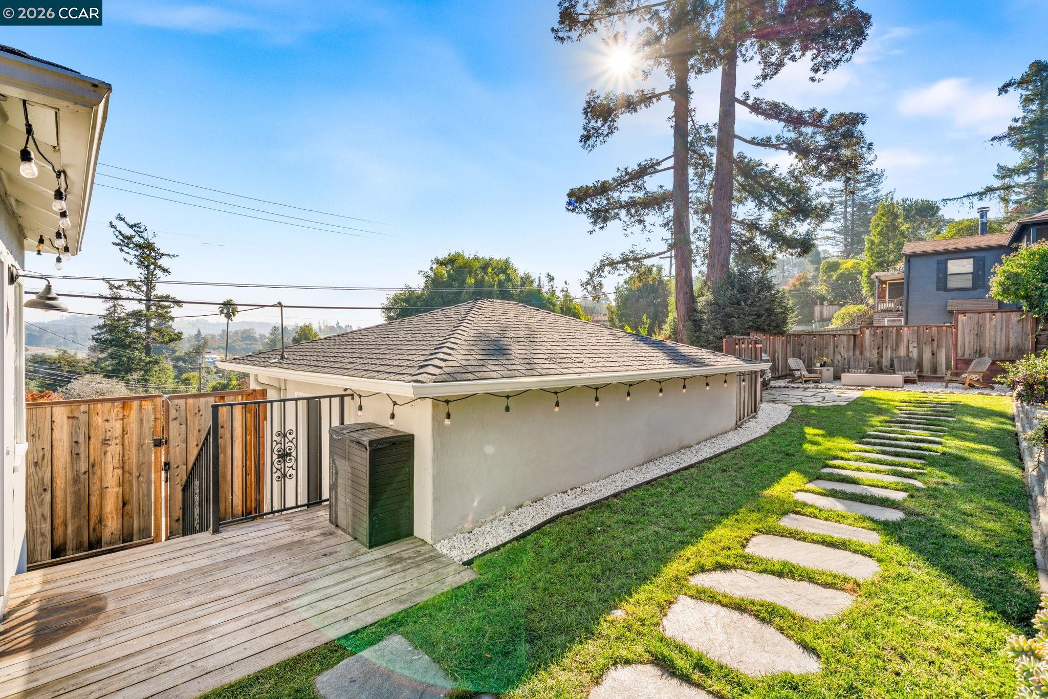 Detail Gallery Image 14 of 34 For 3649 Shone Ave, Oakland,  CA 94605 - 2 Beds | 2 Baths