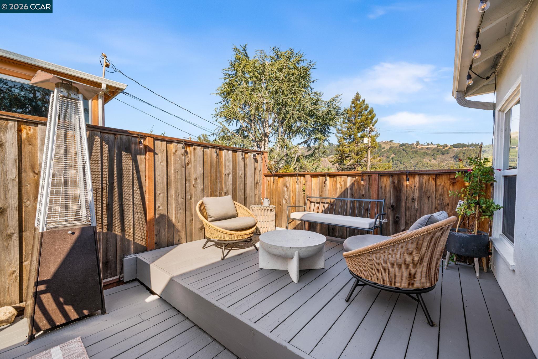 Detail Gallery Image 24 of 34 For 3649 Shone Ave, Oakland,  CA 94605 - 2 Beds | 2 Baths