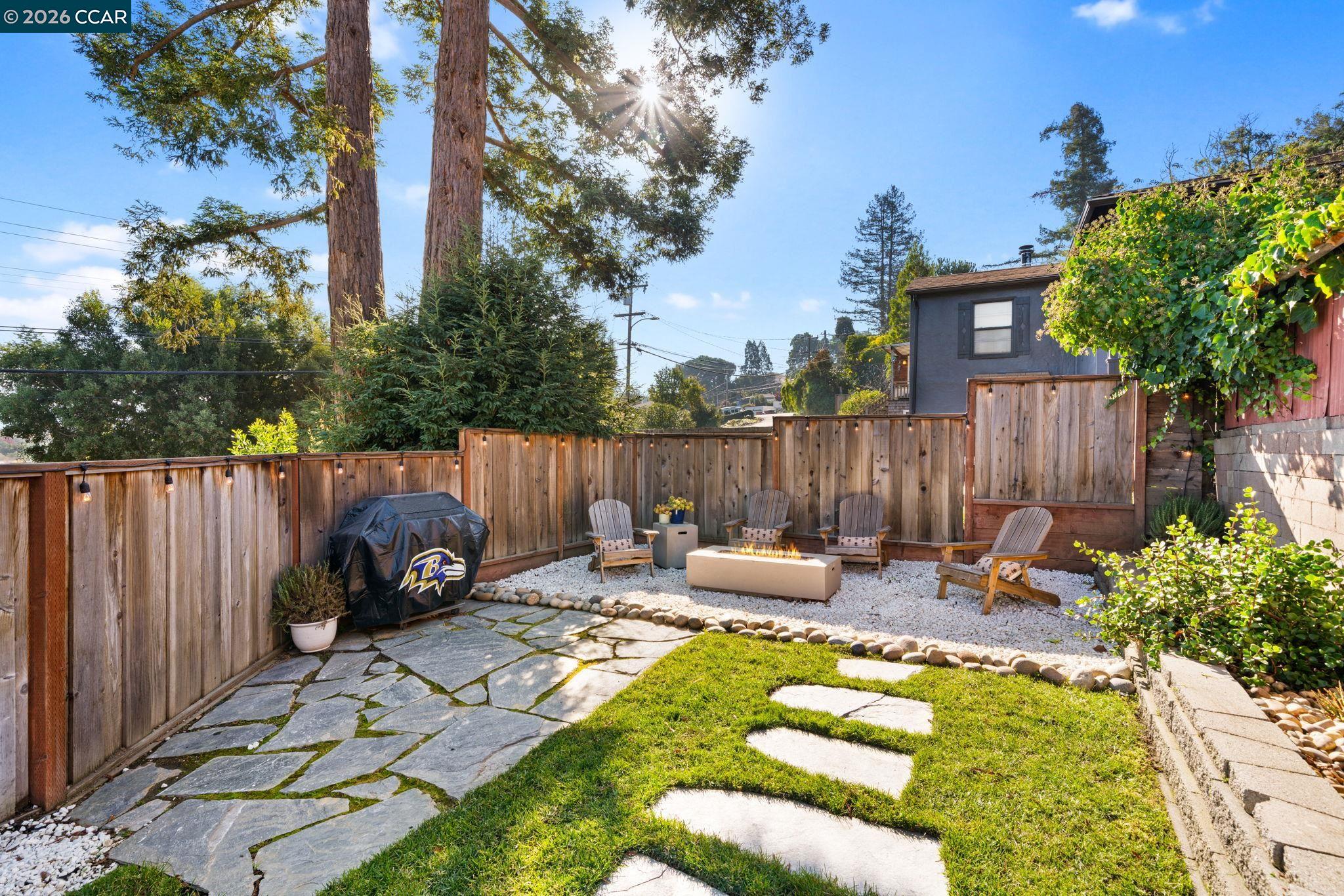 Detail Gallery Image 26 of 34 For 3649 Shone Ave, Oakland,  CA 94605 - 2 Beds | 2 Baths