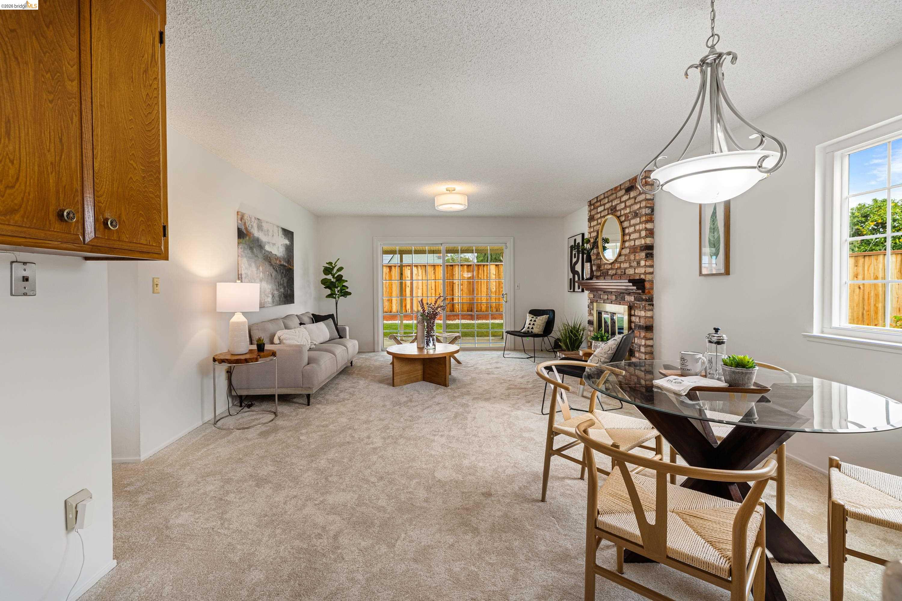 Detail Gallery Image 15 of 59 For 1631 Limewood Pl, Pittsburg,  CA 94565 - 3 Beds | 2 Baths