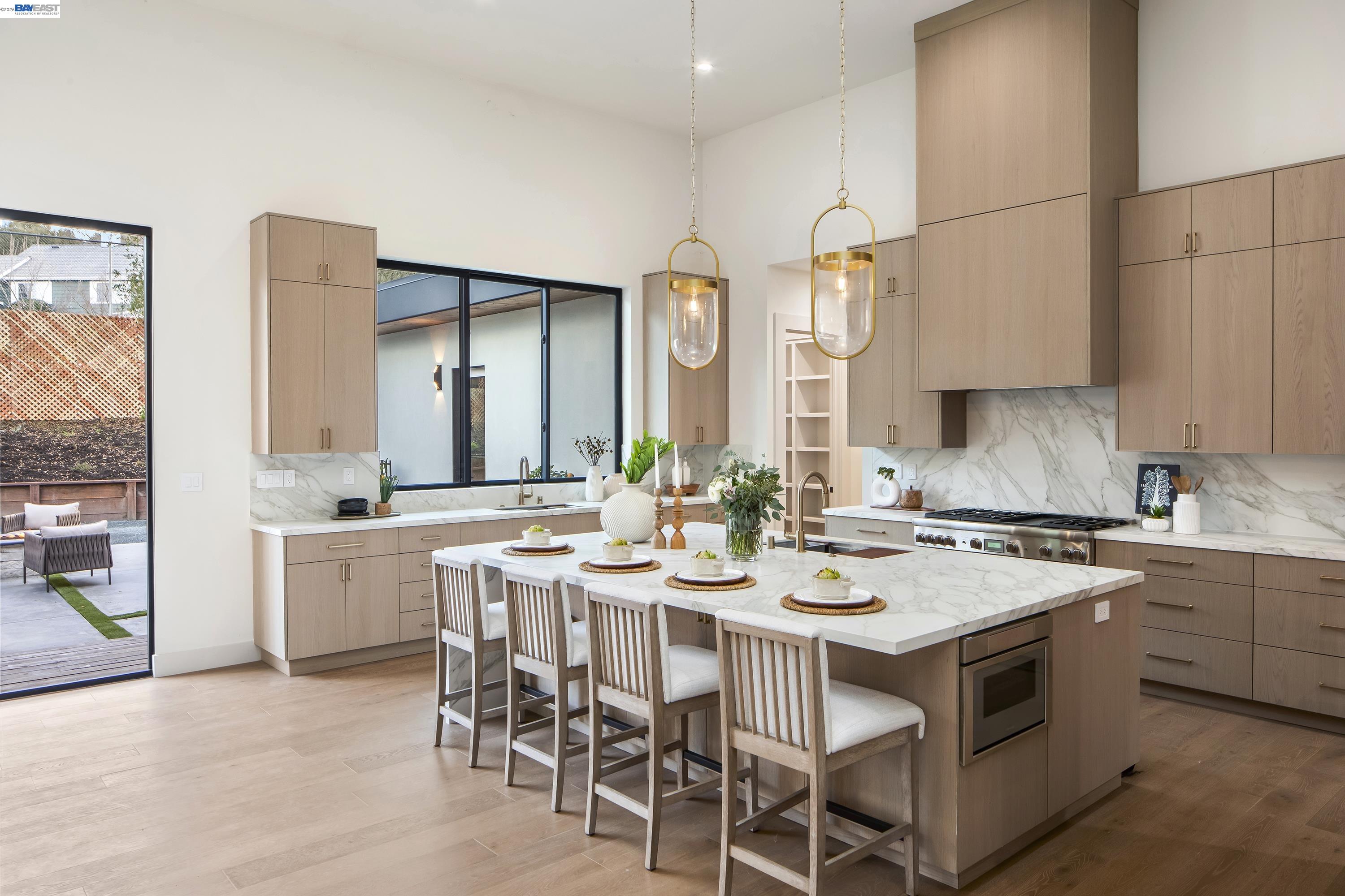 Detail Gallery Image 11 of 60 For 428 Marian Lane, Danville,  CA 94526 - 5 Beds | 3/1 Baths