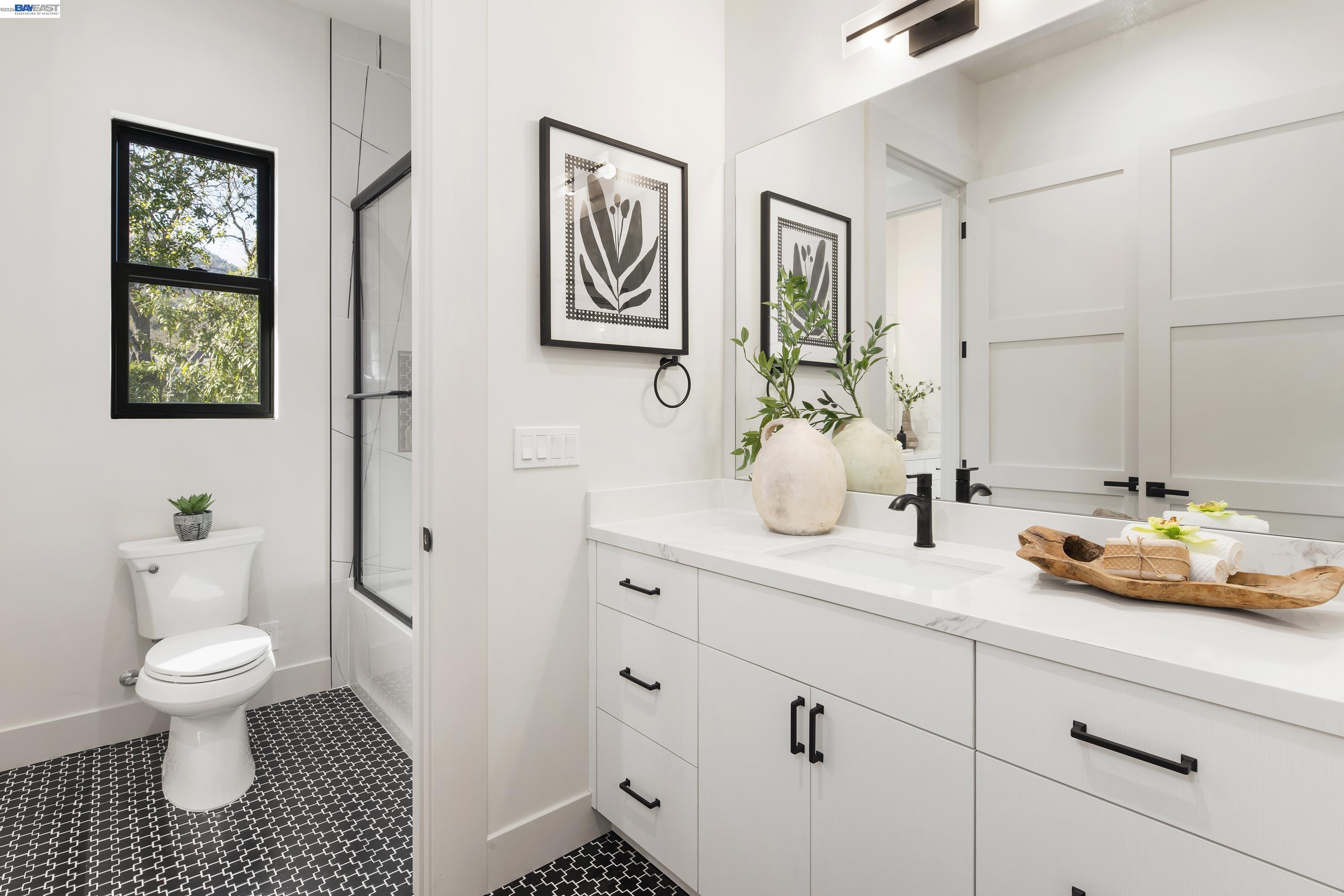 Detail Gallery Image 31 of 60 For 428 Marian Lane, Danville,  CA 94526 - 5 Beds | 3/1 Baths