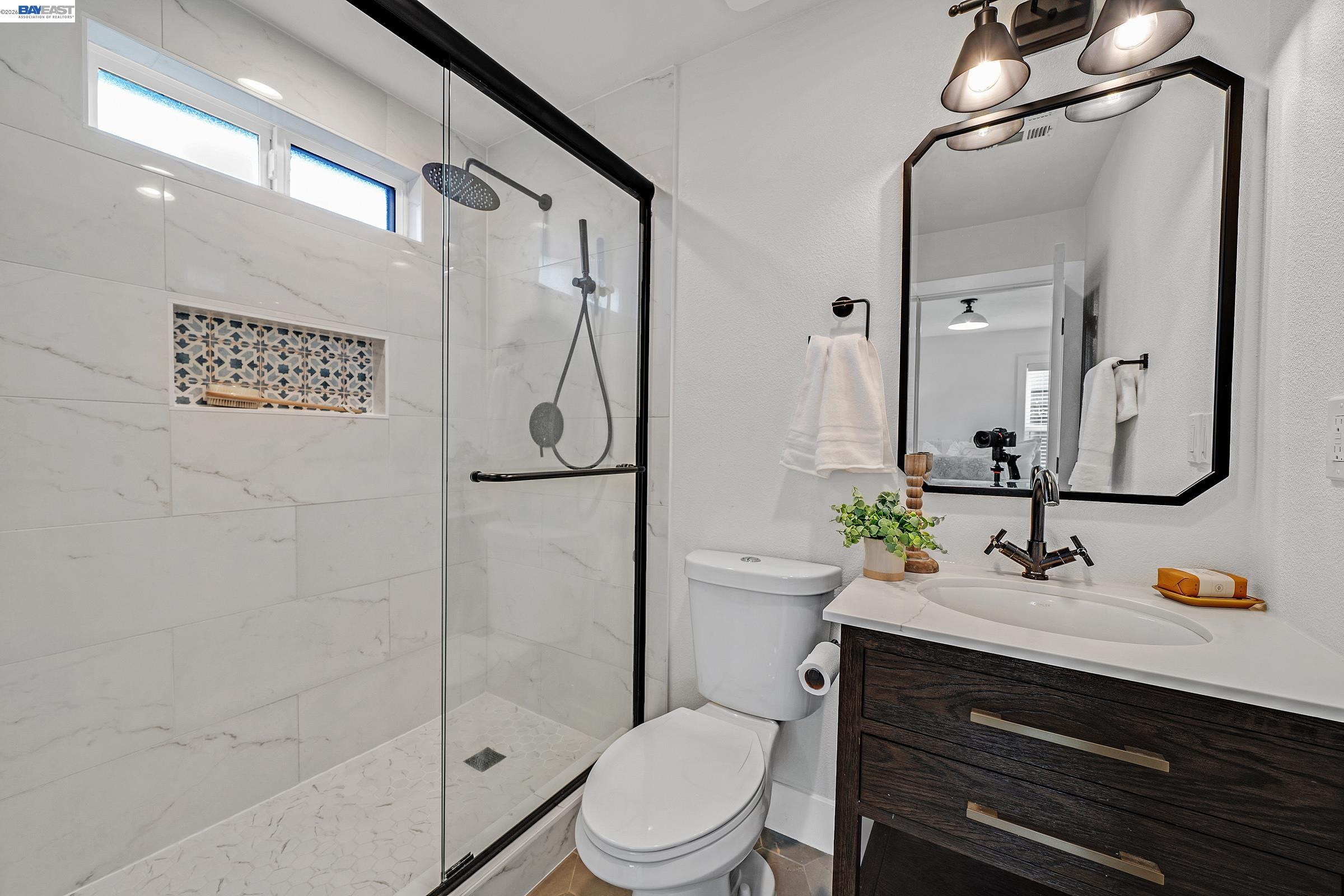 Detail Gallery Image 14 of 34 For 1861 Linden St, Livermore,  CA 94551 - 4 Beds | 3 Baths