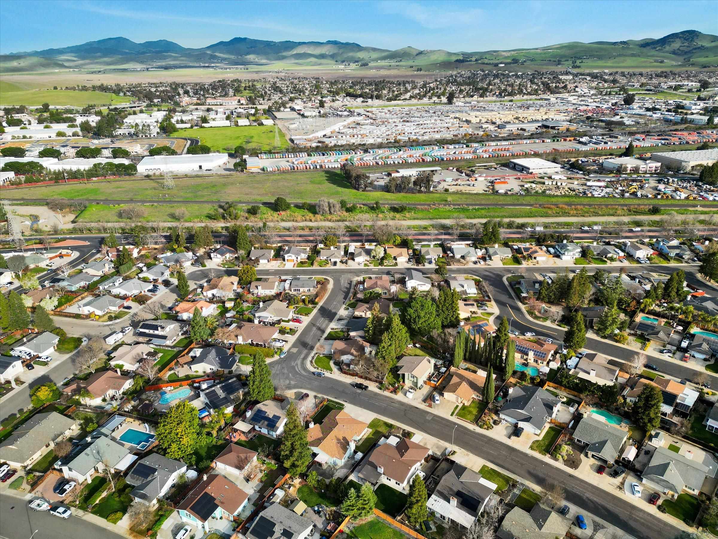 Detail Gallery Image 12 of 57 For 5221 Lenore Ave, Livermore,  CA 94550 - 3 Beds | 2 Baths