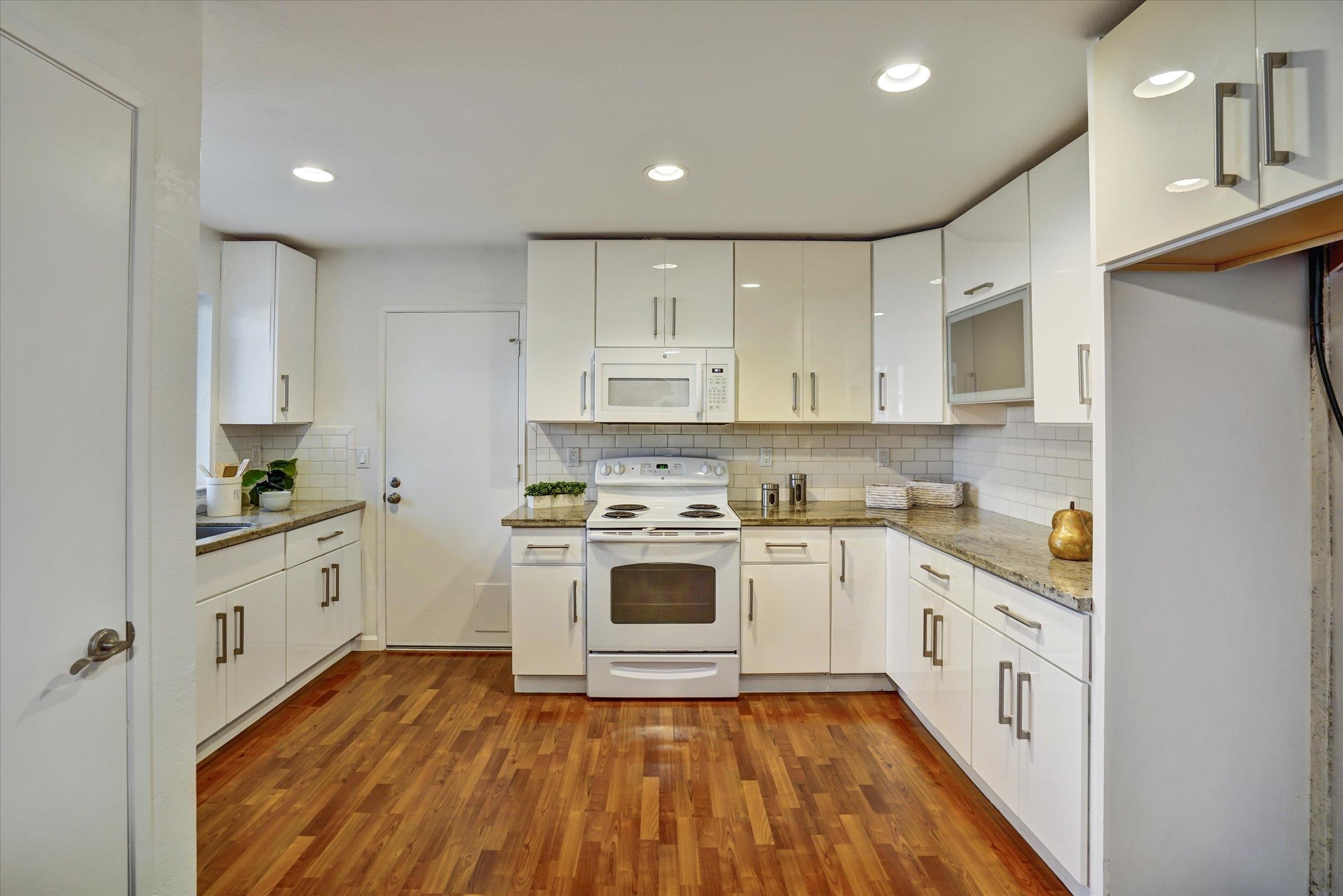 Detail Gallery Image 35 of 57 For 5221 Lenore Ave, Livermore,  CA 94550 - 3 Beds | 2 Baths