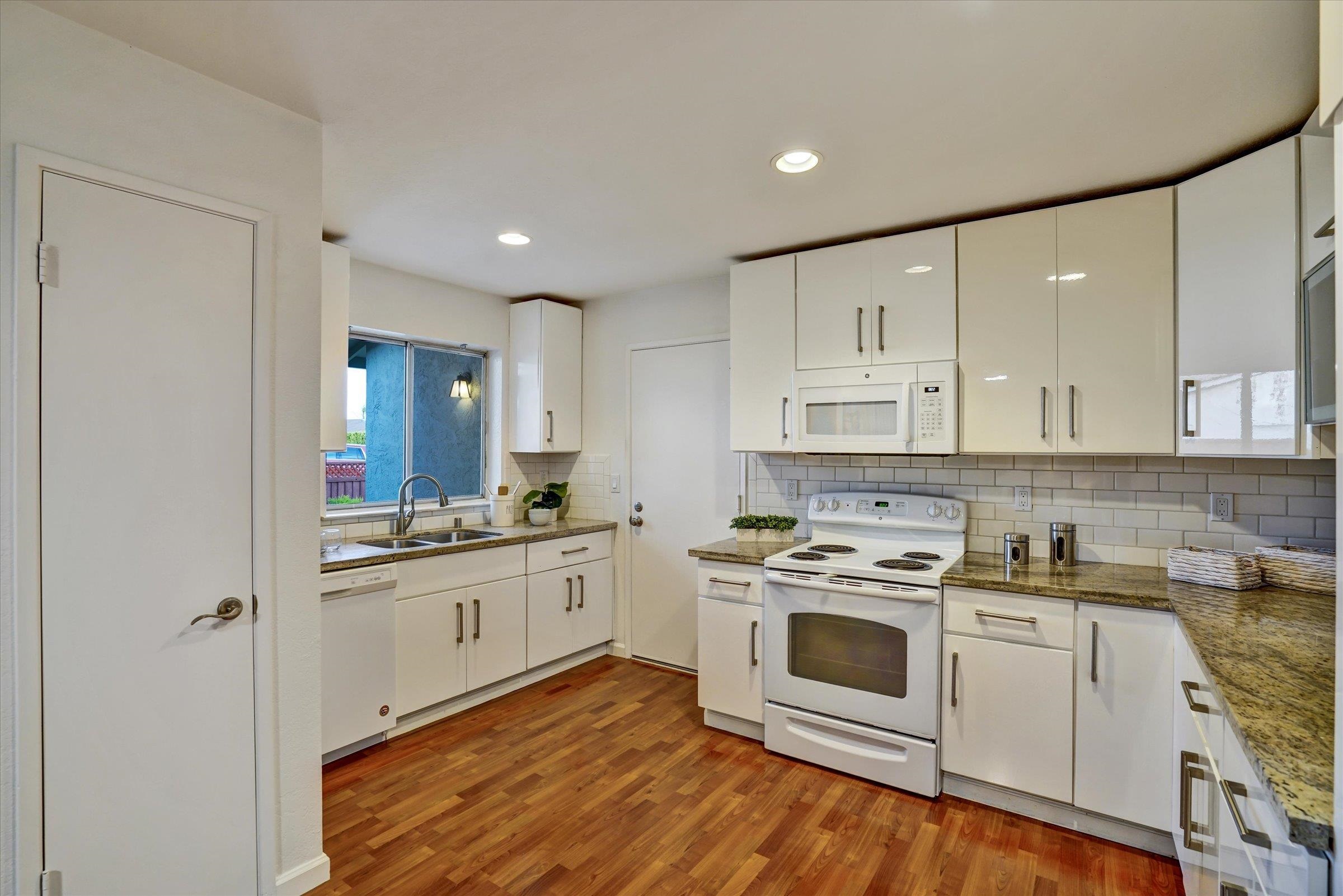 Detail Gallery Image 36 of 57 For 5221 Lenore Ave, Livermore,  CA 94550 - 3 Beds | 2 Baths