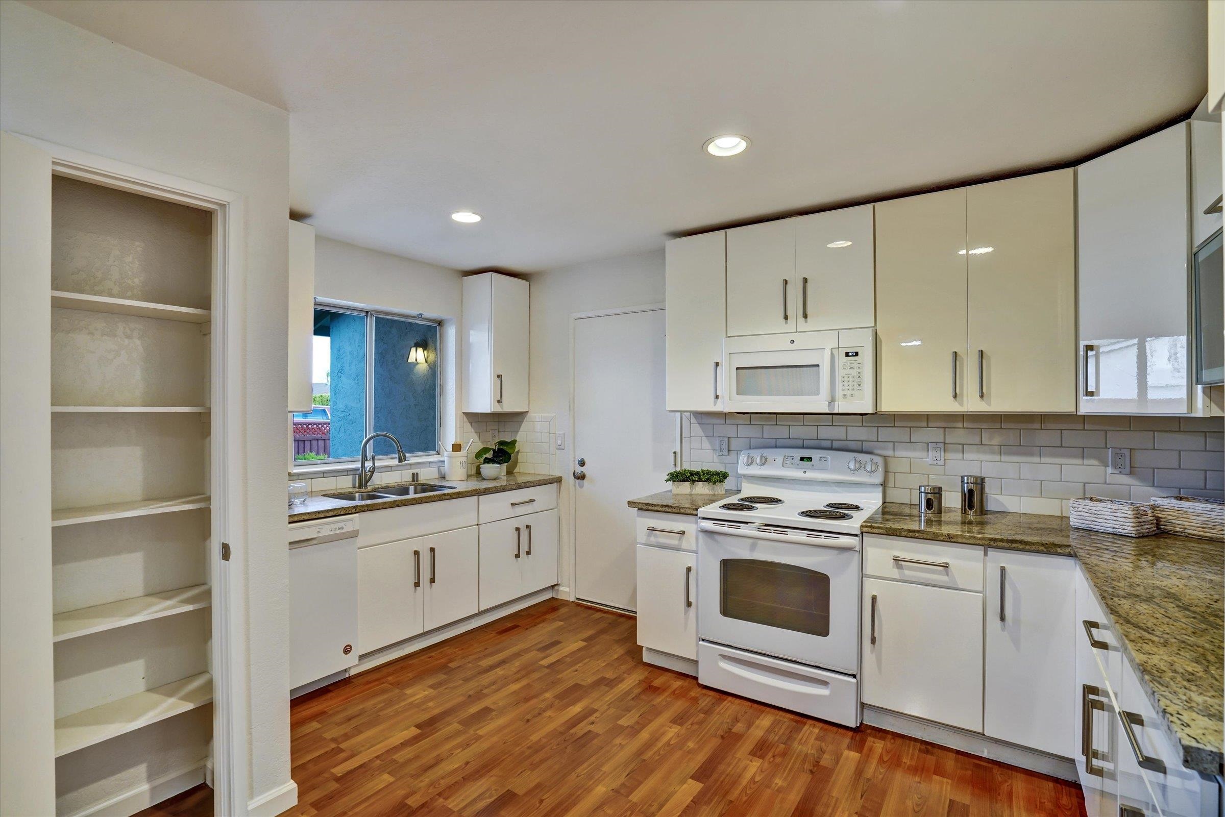 Detail Gallery Image 37 of 57 For 5221 Lenore Ave, Livermore,  CA 94550 - 3 Beds | 2 Baths