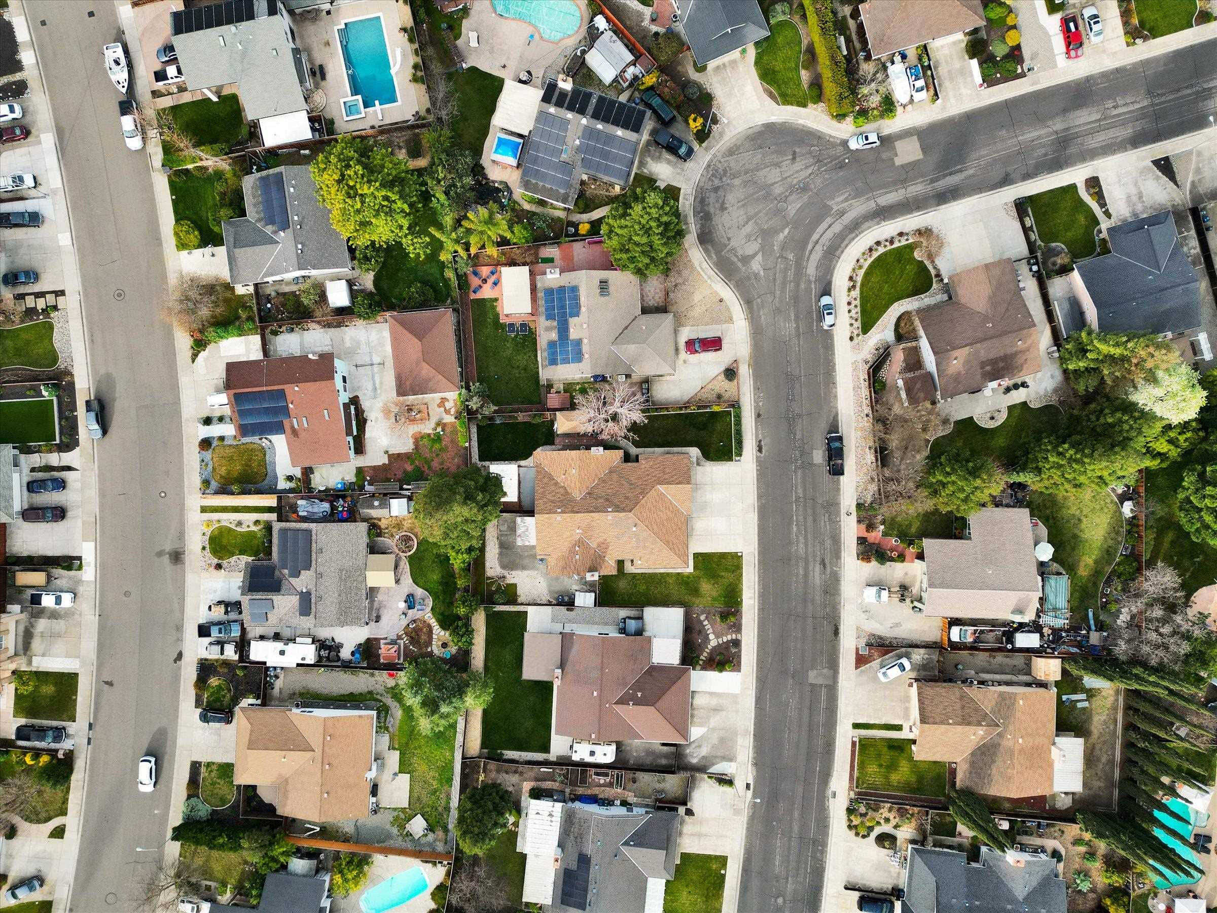 Detail Gallery Image 8 of 57 For 5221 Lenore Ave, Livermore,  CA 94550 - 3 Beds | 2 Baths