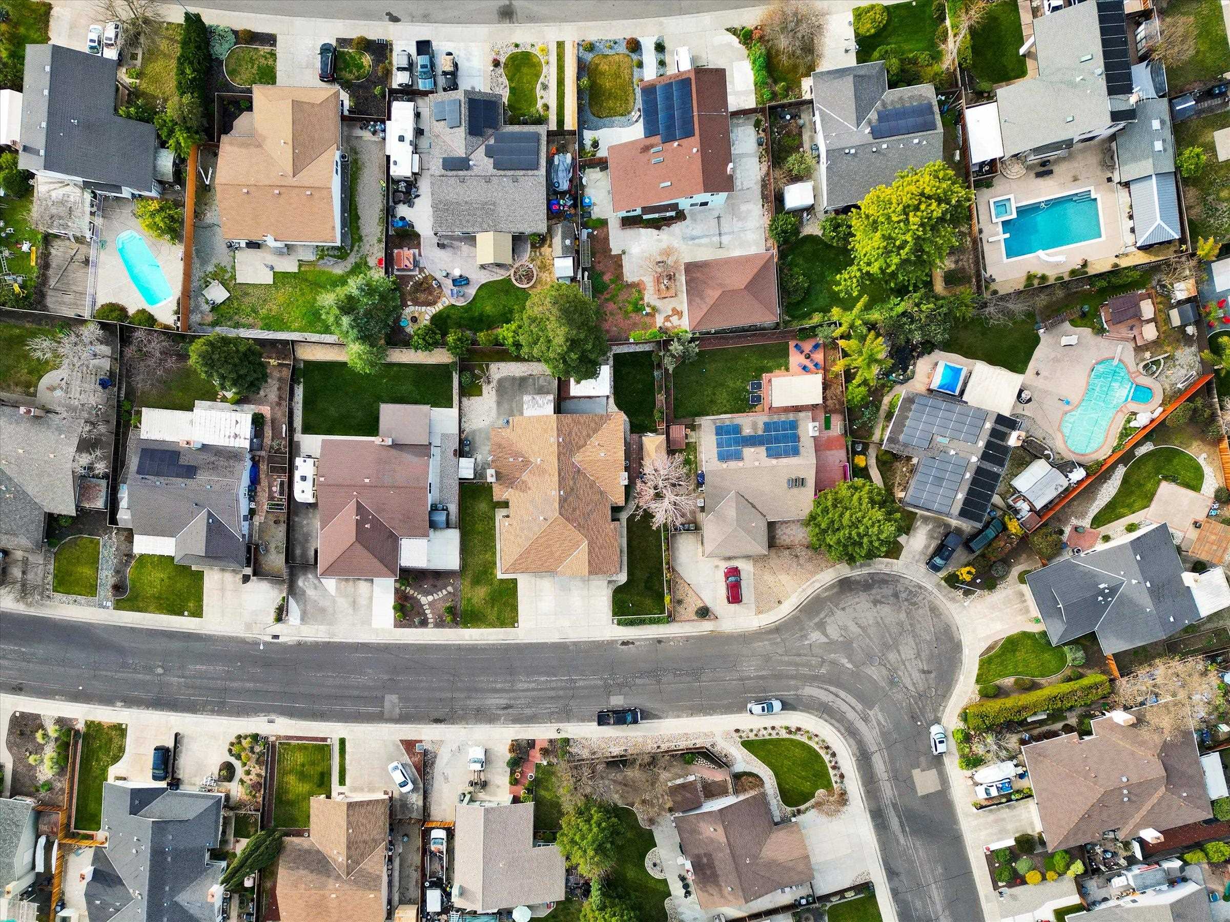 Detail Gallery Image 9 of 57 For 5221 Lenore Ave, Livermore,  CA 94550 - 3 Beds | 2 Baths