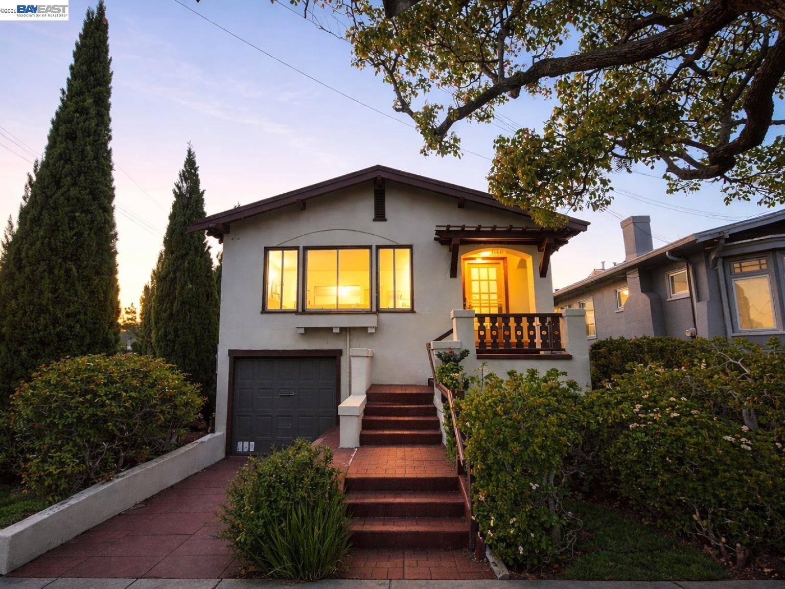 Front Image Thumbnail for BE41124397