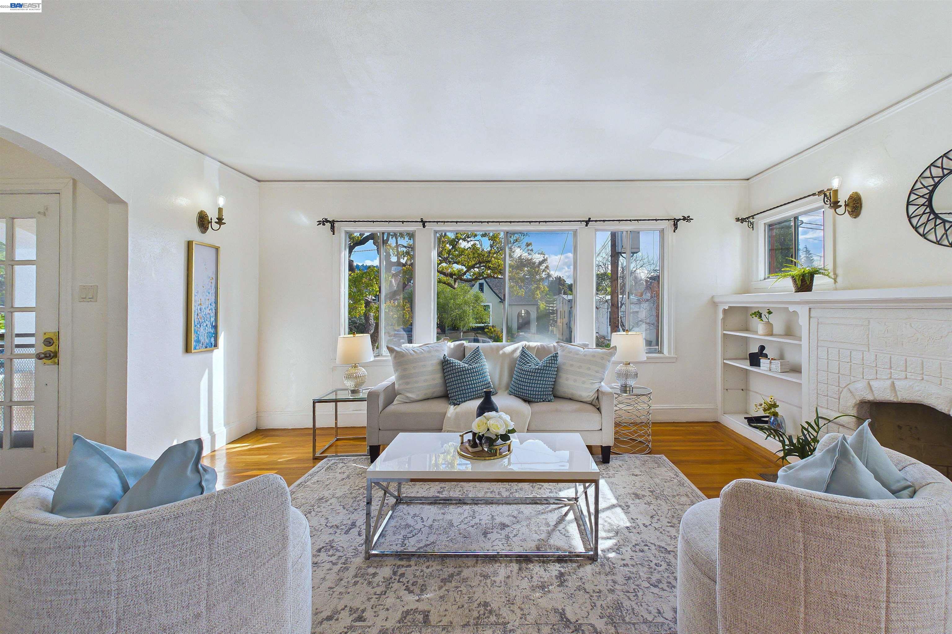 Detail Gallery Image 18 of 60 For 1066 Peralta Ave, Albany,  CA 94706 - 2 Beds | 2 Baths