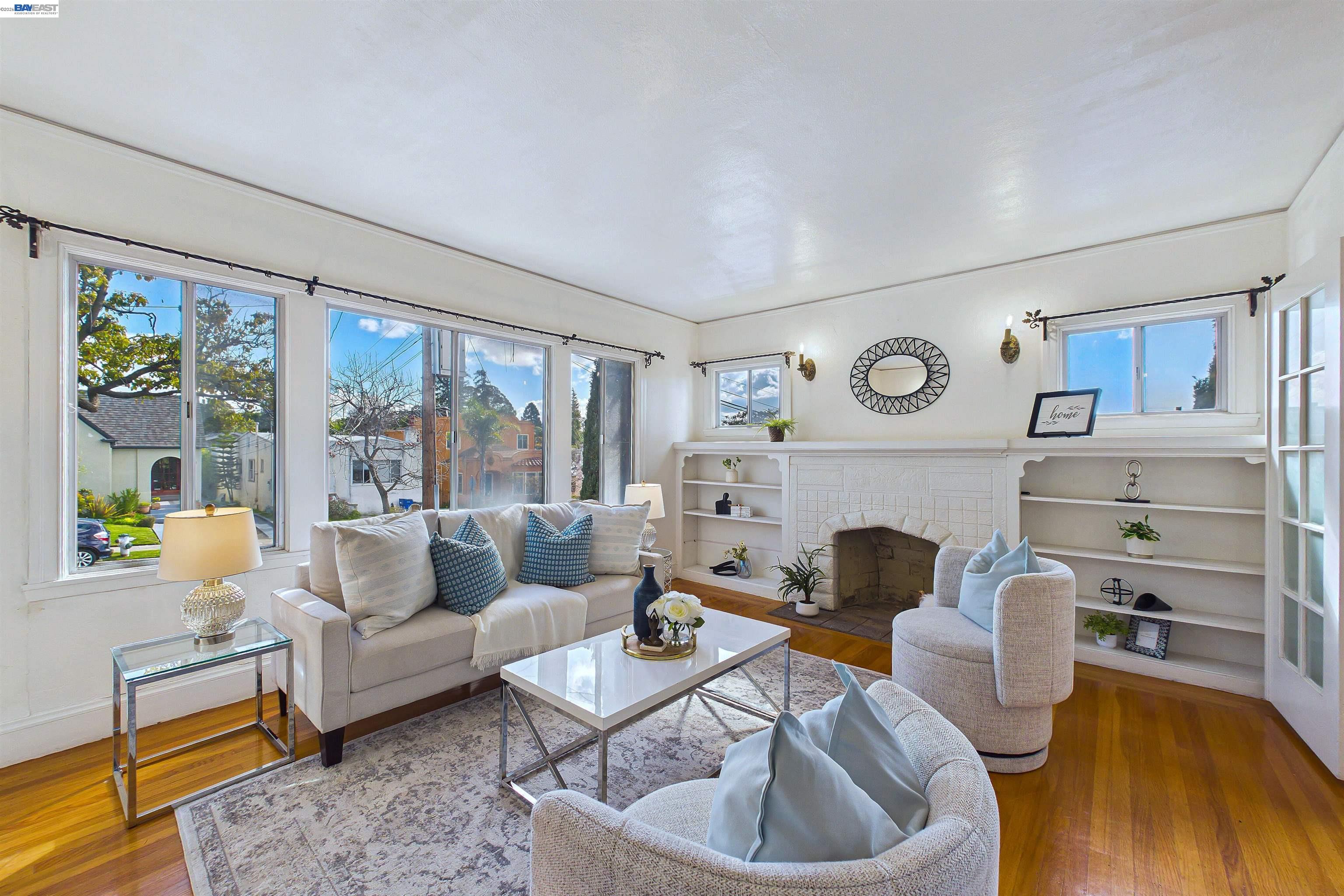 Detail Gallery Image 19 of 60 For 1066 Peralta Ave, Albany,  CA 94706 - 2 Beds | 2 Baths