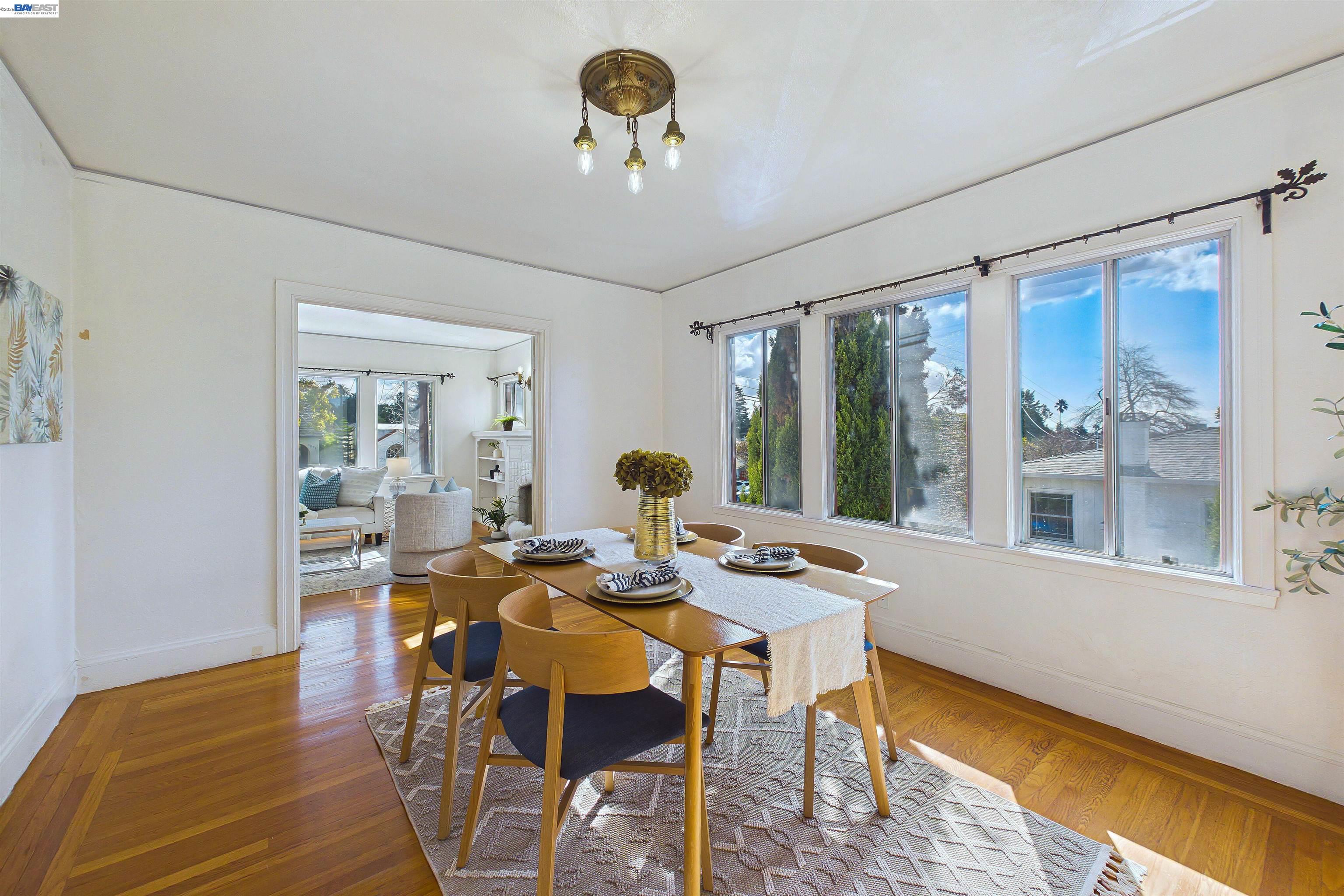 Detail Gallery Image 20 of 60 For 1066 Peralta Ave, Albany,  CA 94706 - 2 Beds | 2 Baths