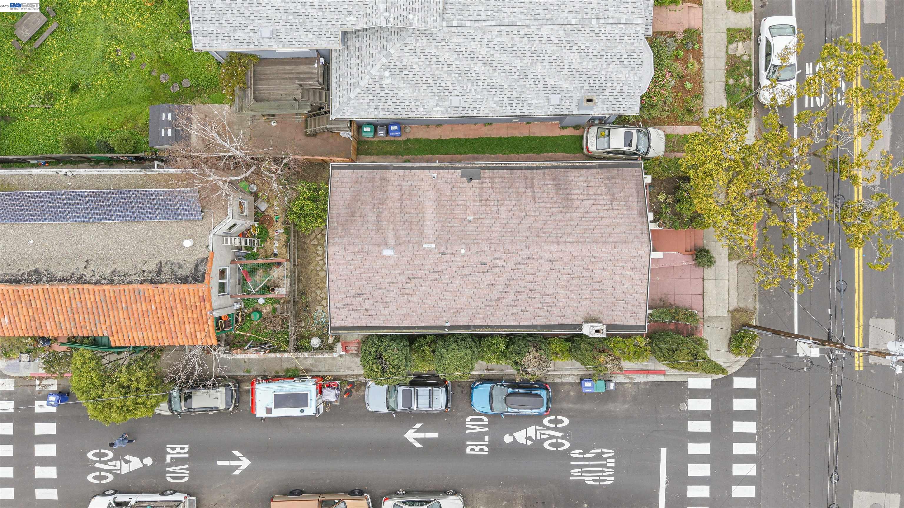 Detail Gallery Image 51 of 60 For 1066 Peralta Ave, Albany,  CA 94706 - 2 Beds | 2 Baths