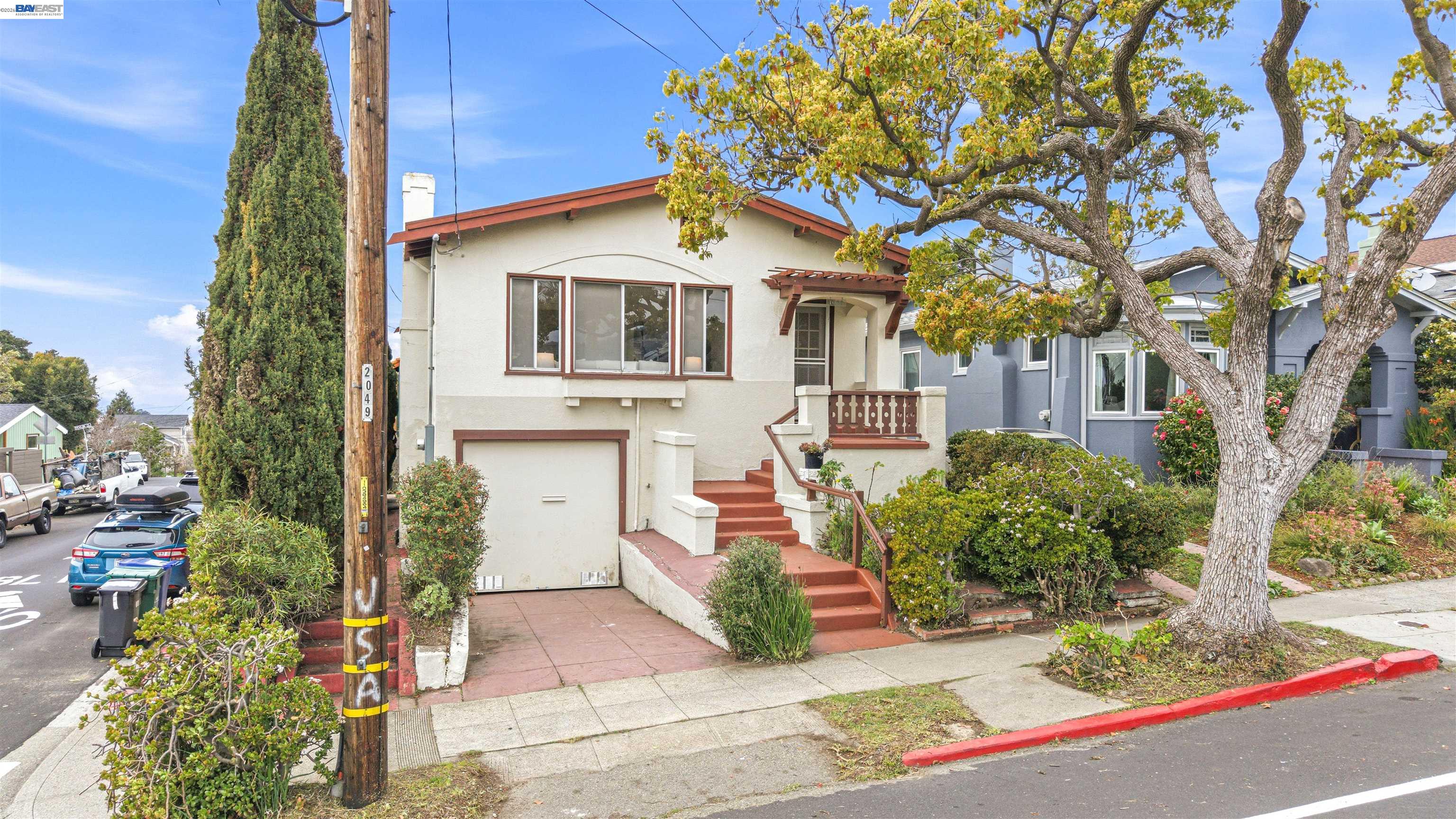 Detail Gallery Image 53 of 60 For 1066 Peralta Ave, Albany,  CA 94706 - 2 Beds | 2 Baths