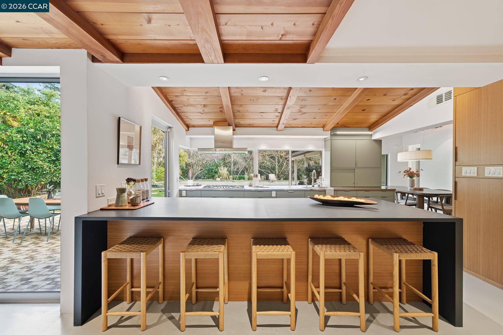 Detail Gallery Image 12 of 55 For 4018 Tilden Ln, Lafayette,  CA 94549 - 4 Beds | 3/1 Baths