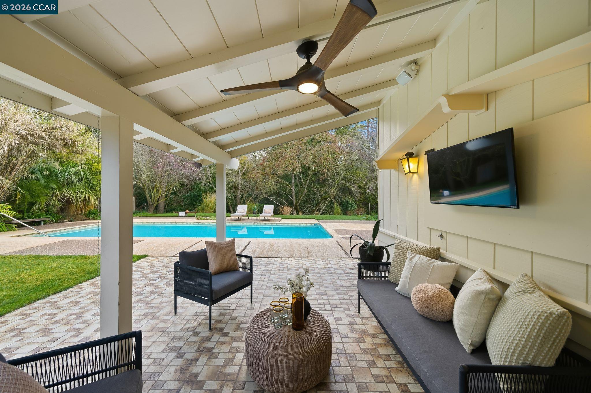 Detail Gallery Image 45 of 55 For 4018 Tilden Ln, Lafayette,  CA 94549 - 4 Beds | 3/1 Baths