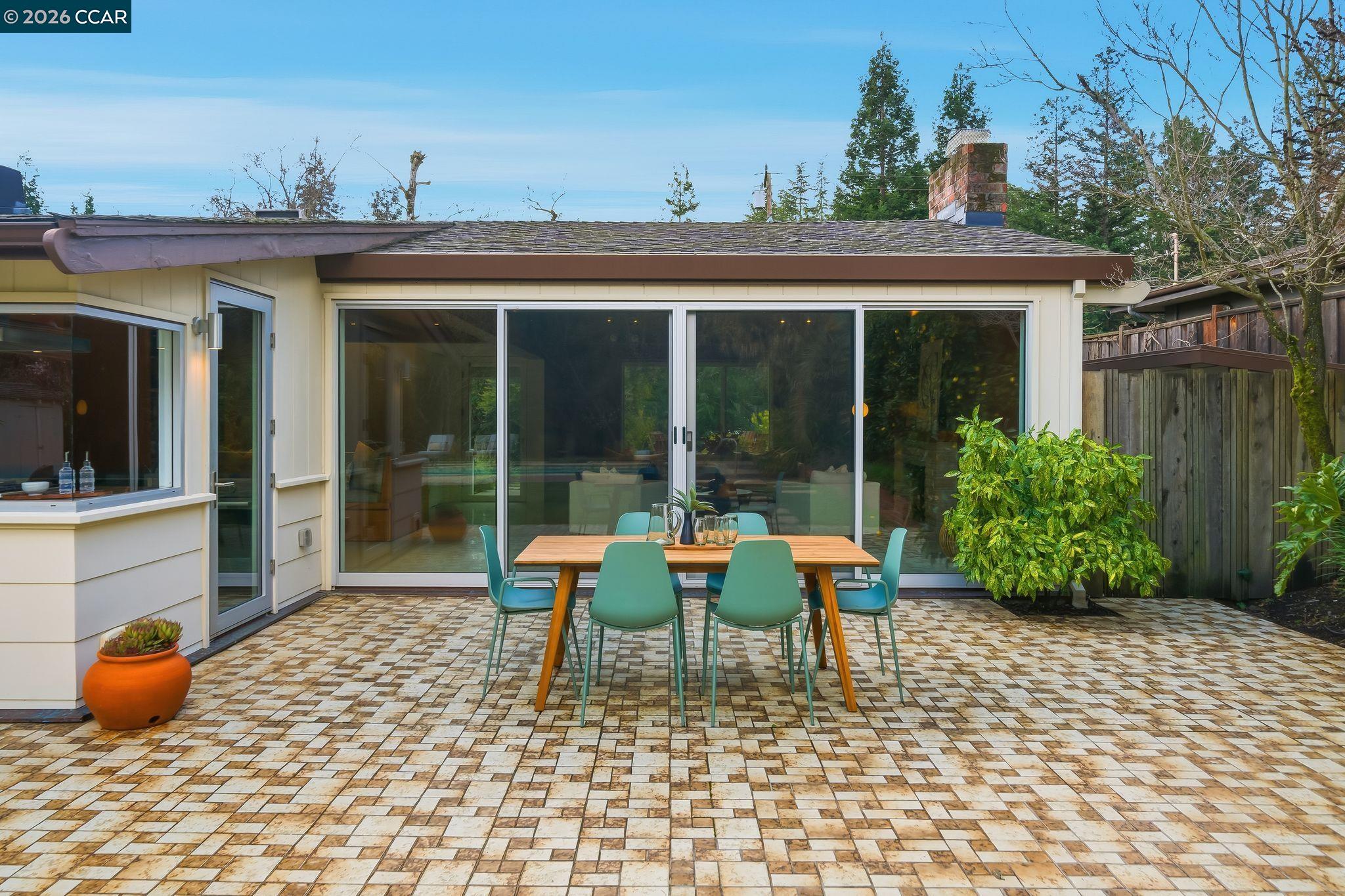 Detail Gallery Image 47 of 55 For 4018 Tilden Ln, Lafayette,  CA 94549 - 4 Beds | 3/1 Baths