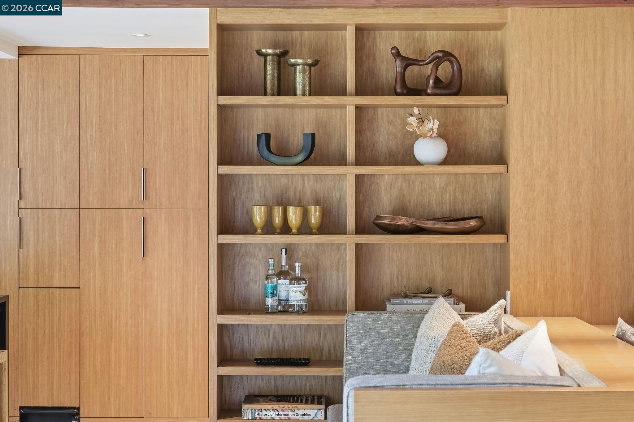 Detail Gallery Image 9 of 55 For 4018 Tilden Ln, Lafayette,  CA 94549 - 4 Beds | 3/1 Baths