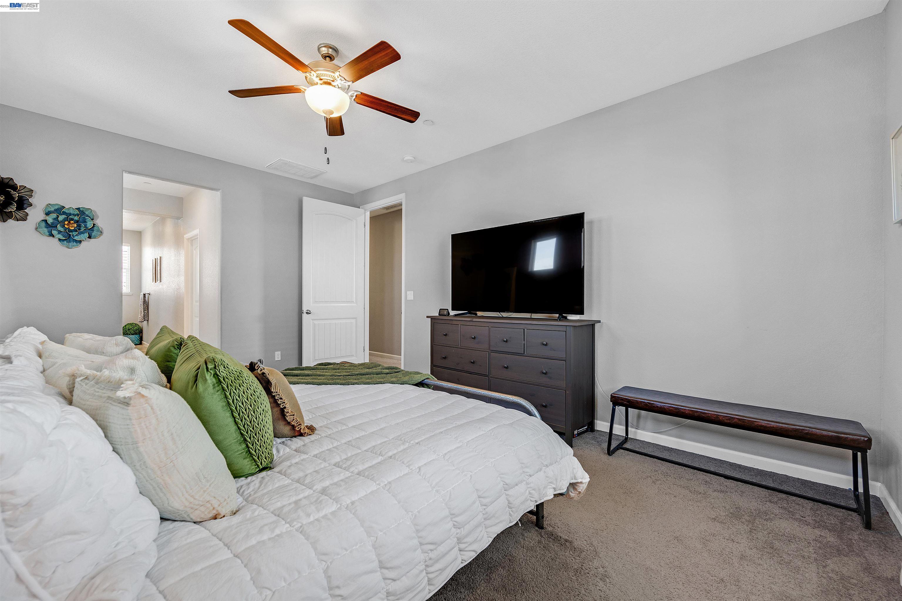 Detail Gallery Image 19 of 40 For 1589 Friendly St, Manteca,  CA 95337 - 4 Beds | 3 Baths