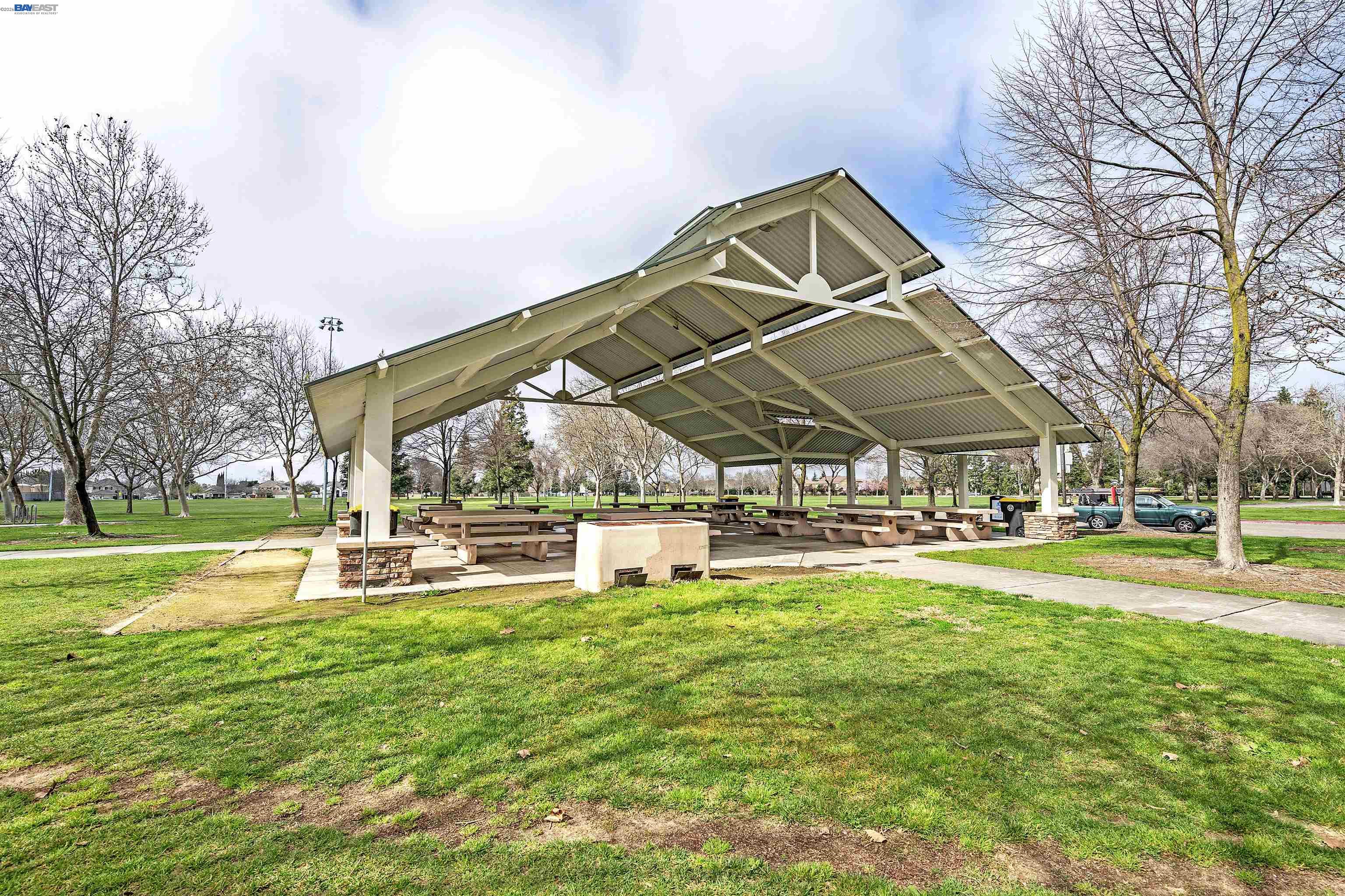 Detail Gallery Image 38 of 40 For 1589 Friendly St, Manteca,  CA 95337 - 4 Beds | 3 Baths