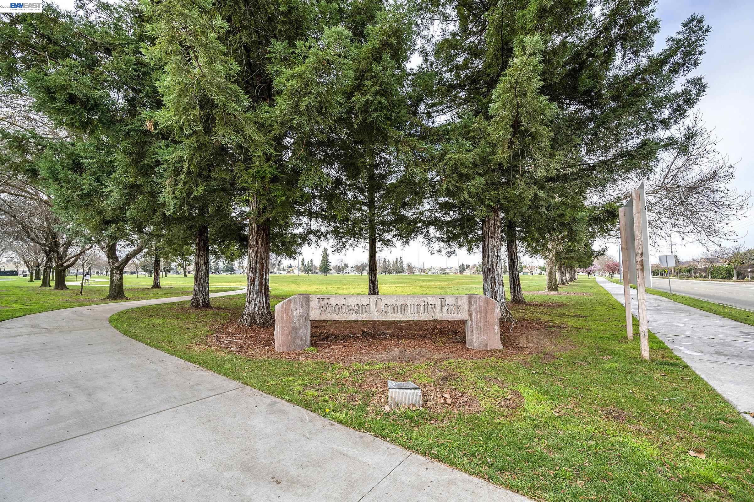 Detail Gallery Image 42 of 48 For 1589 Friendly St, Manteca,  CA 95337 - 4 Beds | 3 Baths