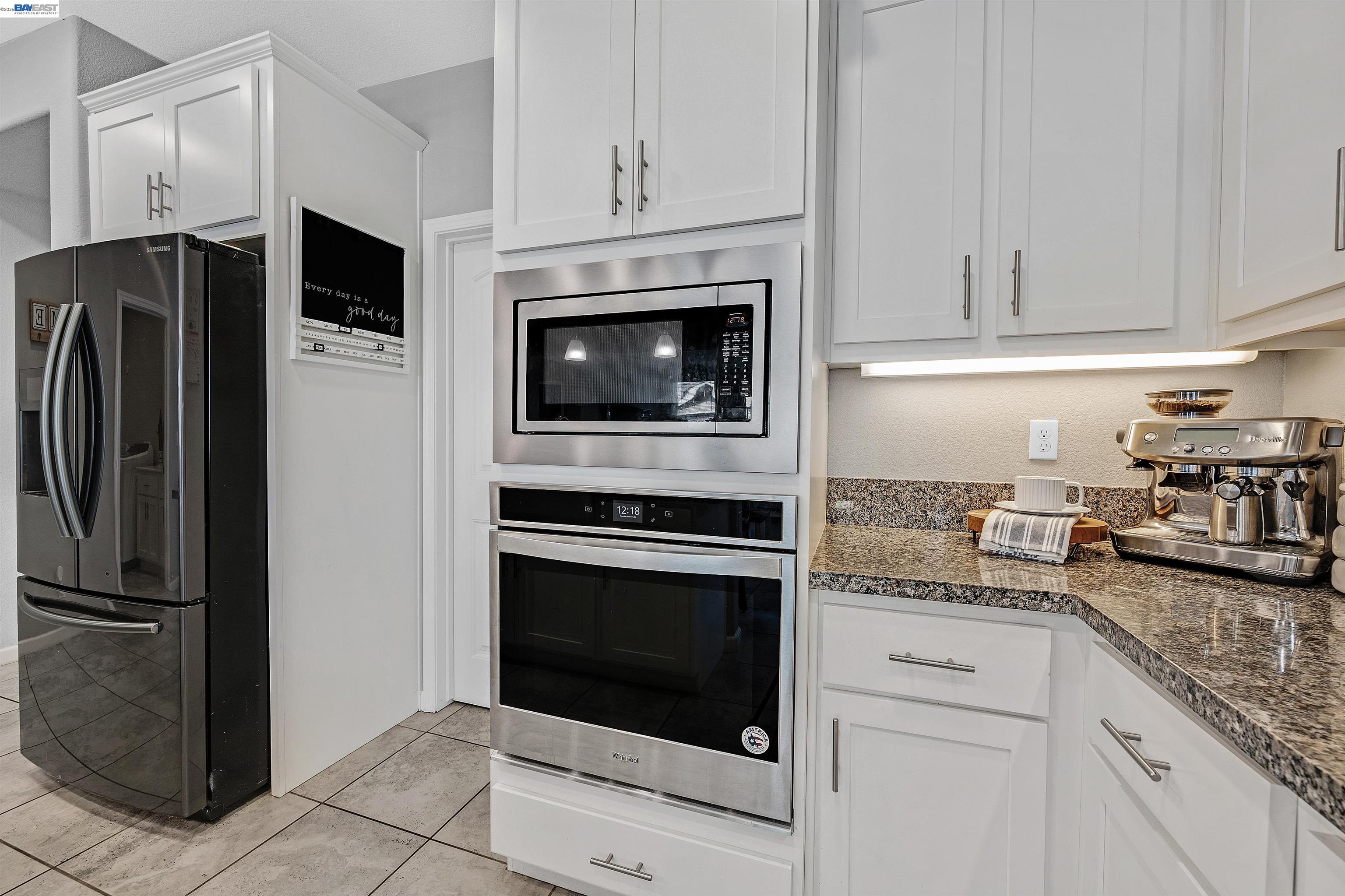 Detail Gallery Image 7 of 40 For 1589 Friendly St, Manteca,  CA 95337 - 4 Beds | 3 Baths