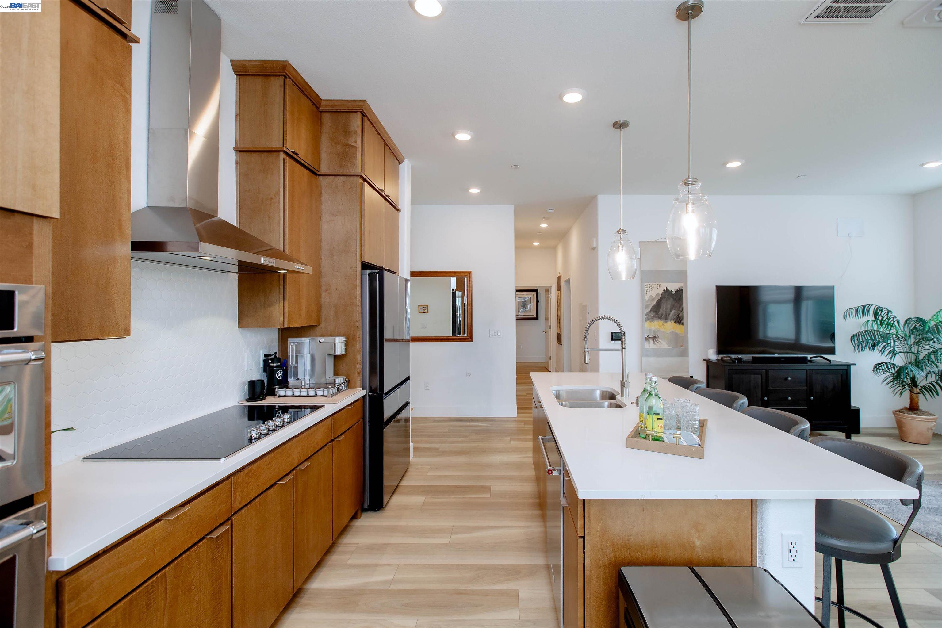 Photo #9: 41124400 Listing: Photo #9