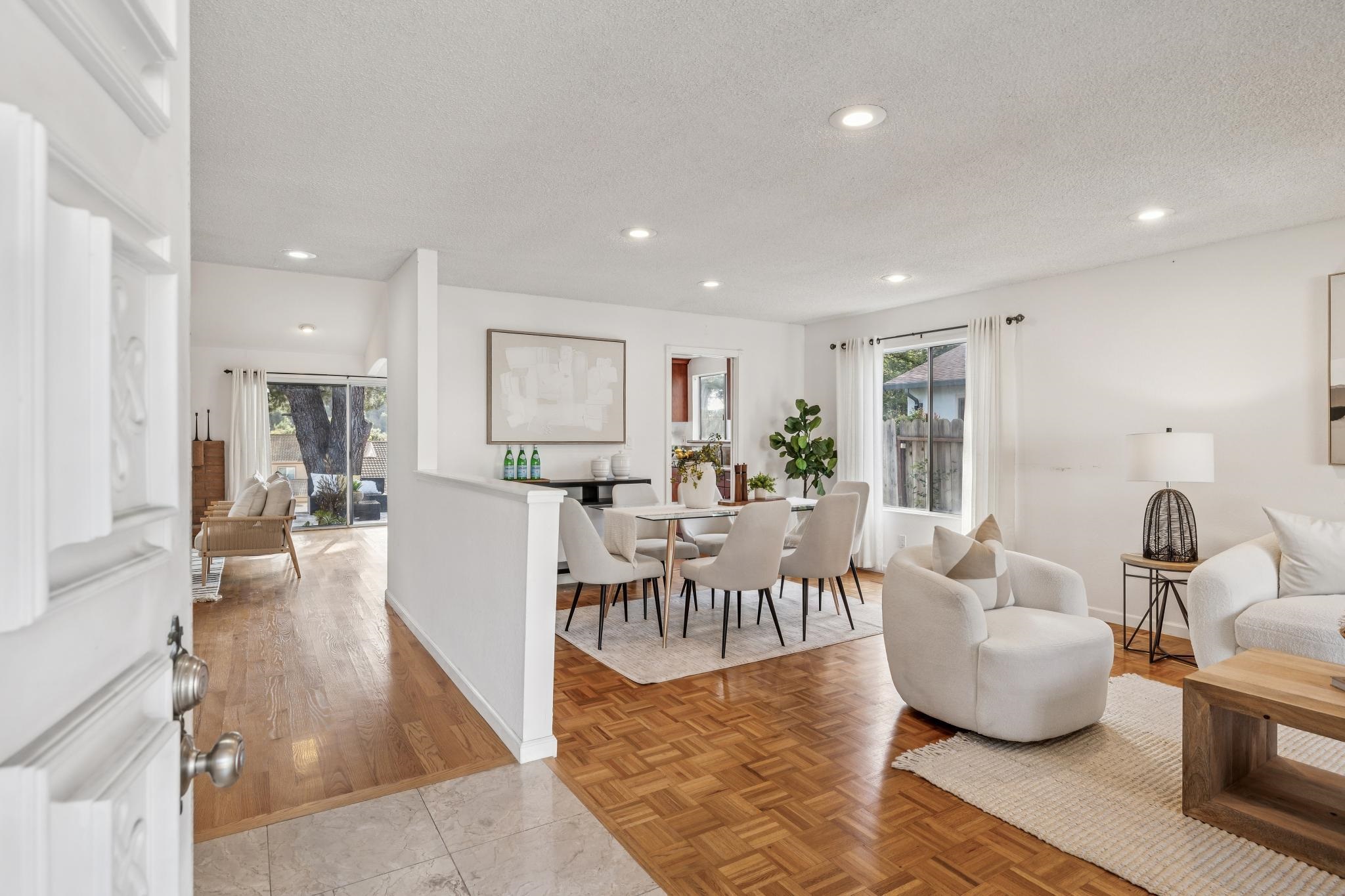 Detail Gallery Image 2 of 60 For 28071 Dobbel Ave, Hayward,  CA 94542 - 3 Beds | 2/1 Baths