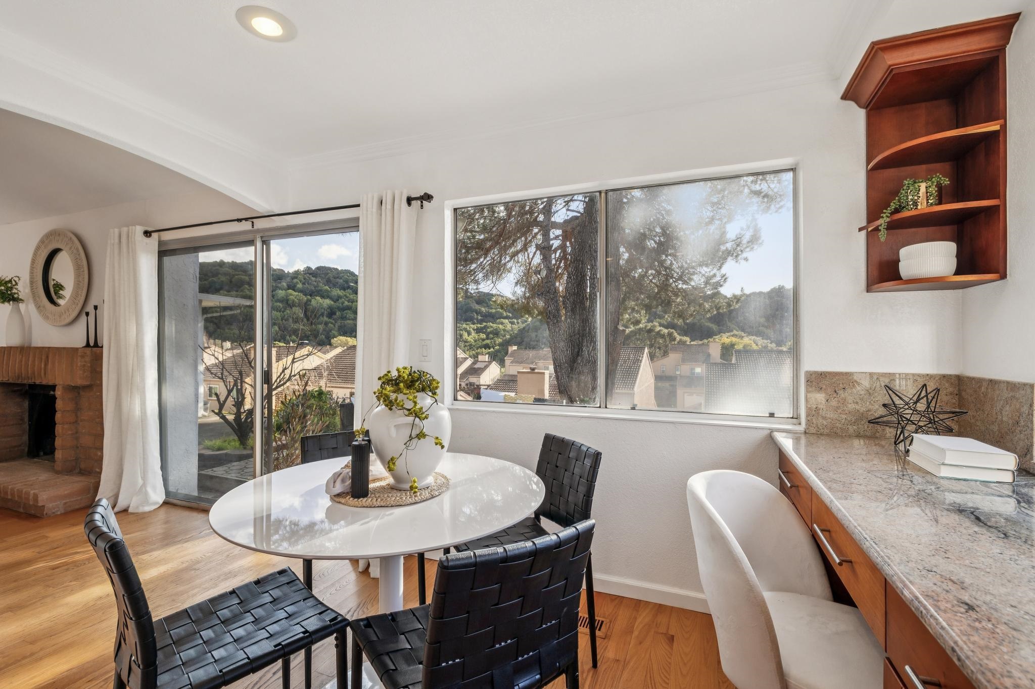 Detail Gallery Image 15 of 60 For 28071 Dobbel Ave, Hayward,  CA 94542 - 3 Beds | 2/1 Baths