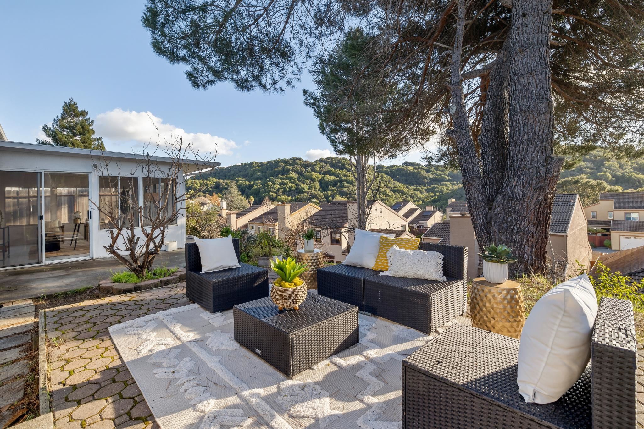 Detail Gallery Image 49 of 60 For 28071 Dobbel Ave, Hayward,  CA 94542 - 3 Beds | 2/1 Baths