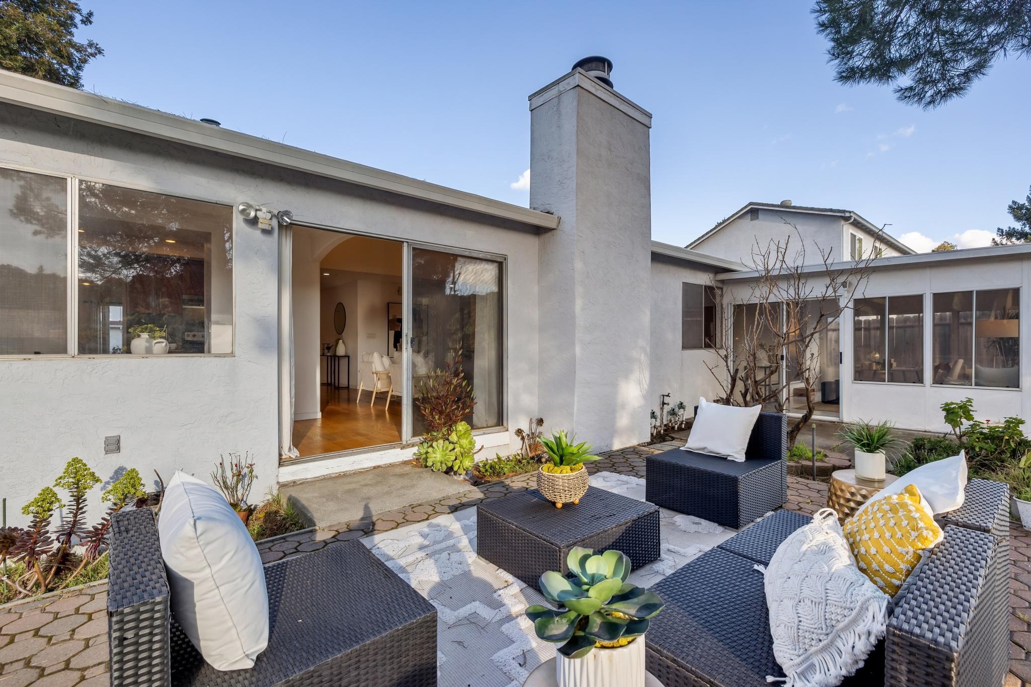 Detail Gallery Image 50 of 60 For 28071 Dobbel Ave, Hayward,  CA 94542 - 3 Beds | 2/1 Baths