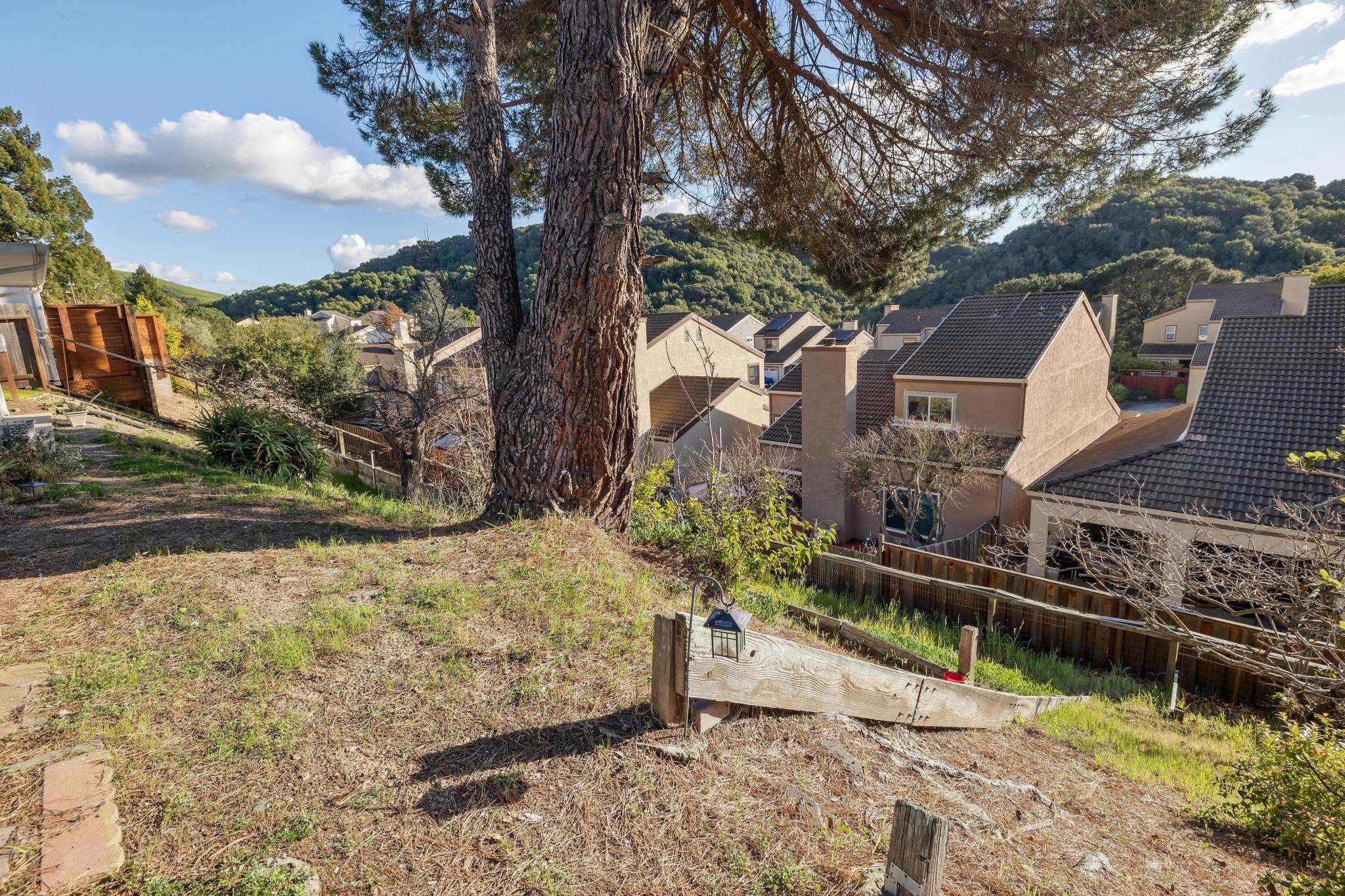 Detail Gallery Image 53 of 60 For 28071 Dobbel Ave, Hayward,  CA 94542 - 3 Beds | 2/1 Baths