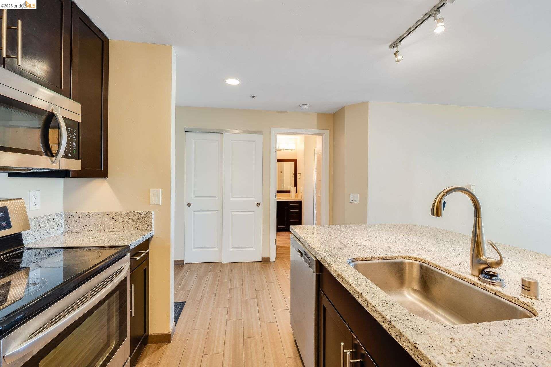 Photo #6: 41124402 Listing: Photo #6