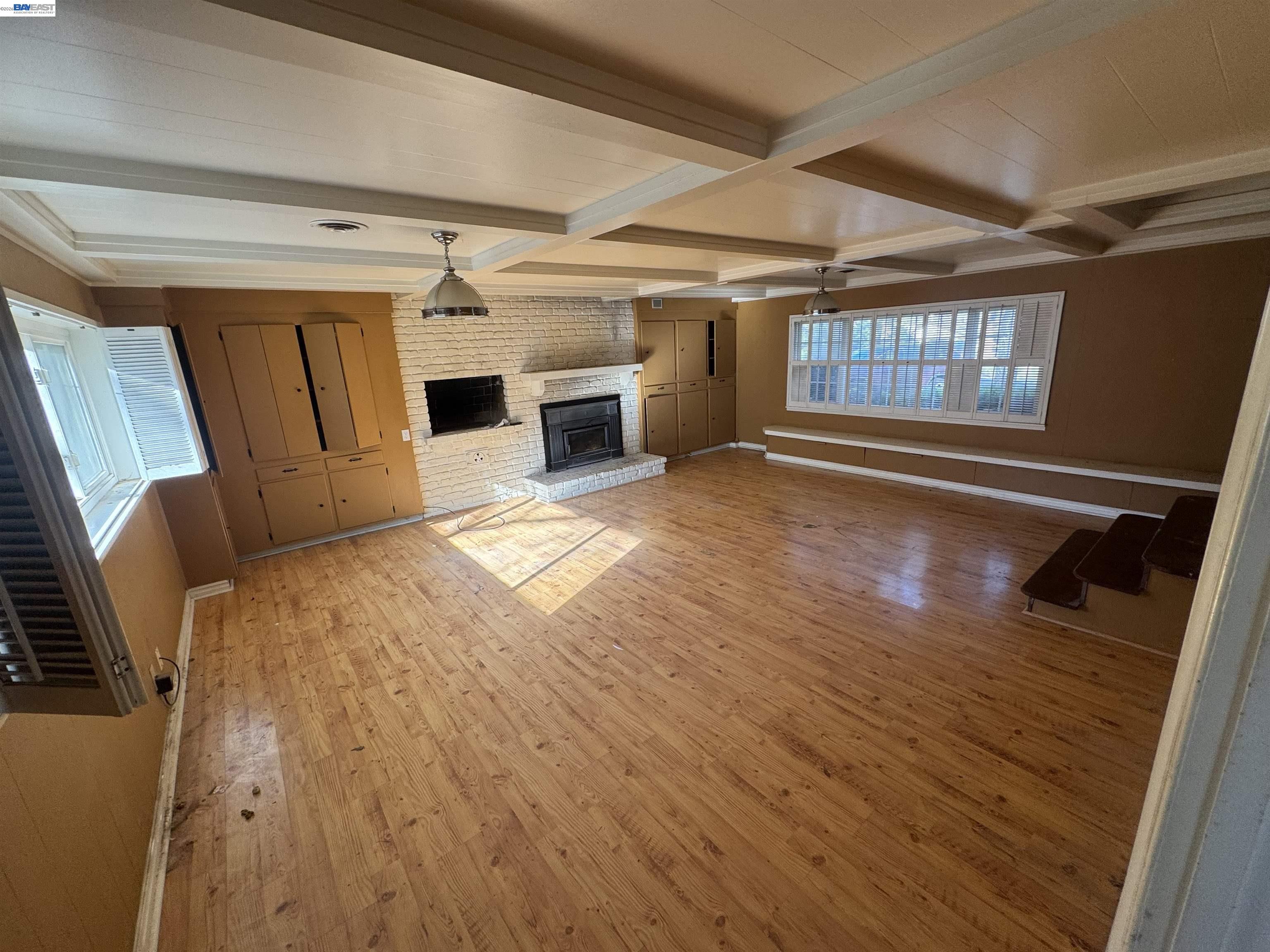 Detail Gallery Image 4 of 11 For 4 La Serena Way, Alamo,  CA 94507 - 4 Beds | 3 Baths