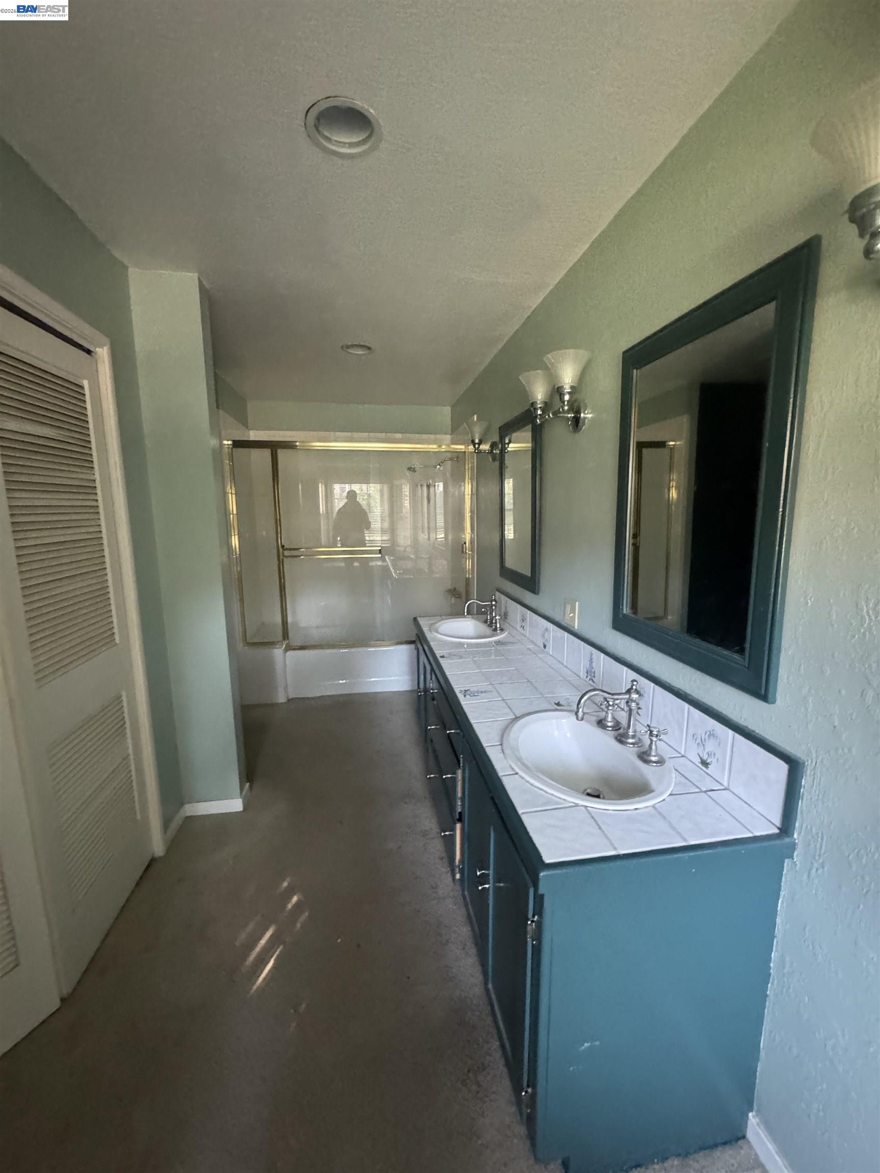 Detail Gallery Image 7 of 11 For 4 La Serena Way, Alamo,  CA 94507 - 4 Beds | 3 Baths