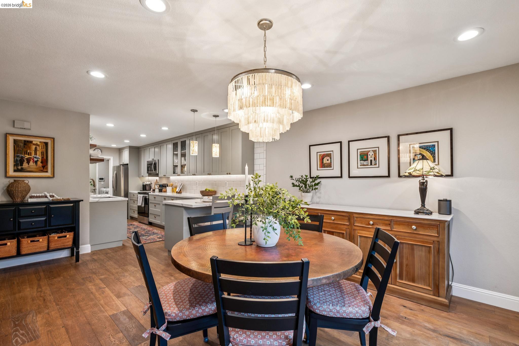 Photo #8: 41124407 Listing: Photo #8