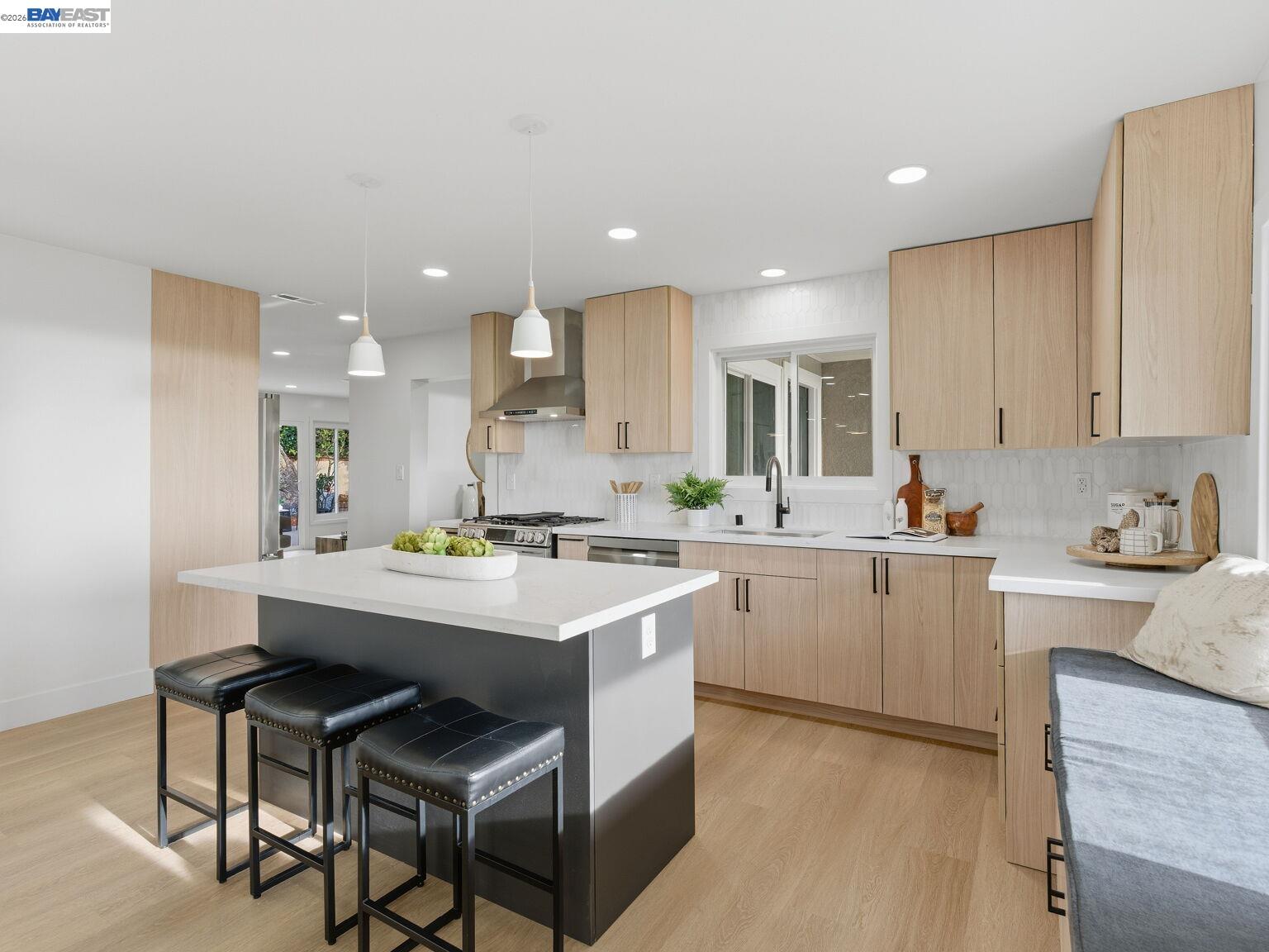 Detail Gallery Image 25 of 60 For 51 Franciscan Way, Kensington,  CA 94707 - 4 Beds | 3 Baths